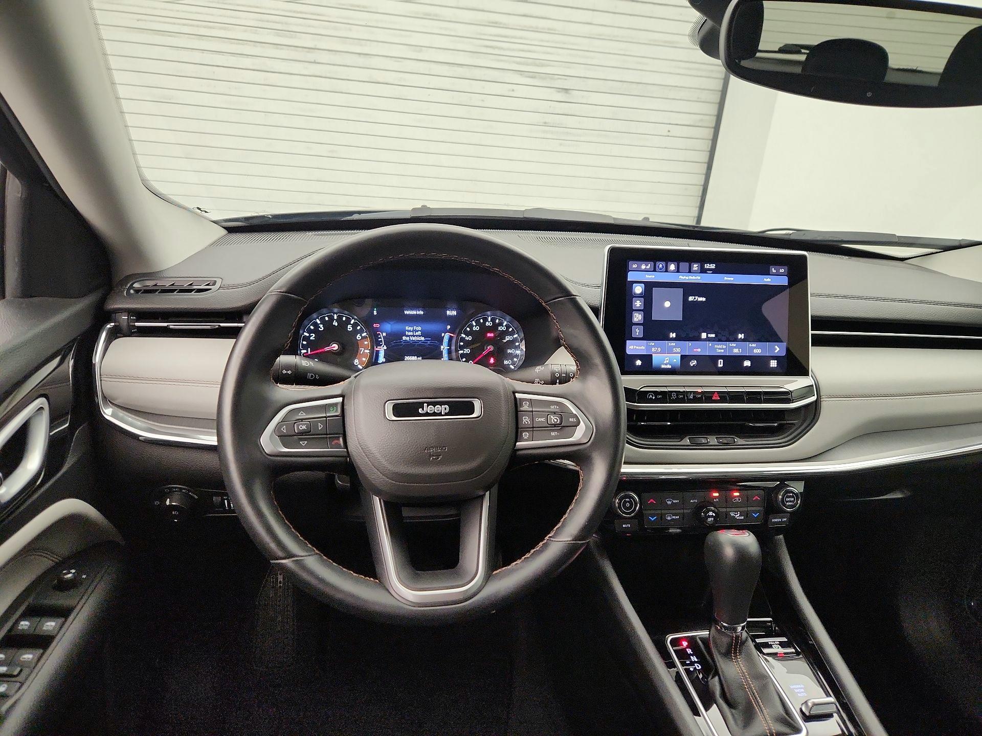 Thumbnail: 2022 Jeep Compass - 10