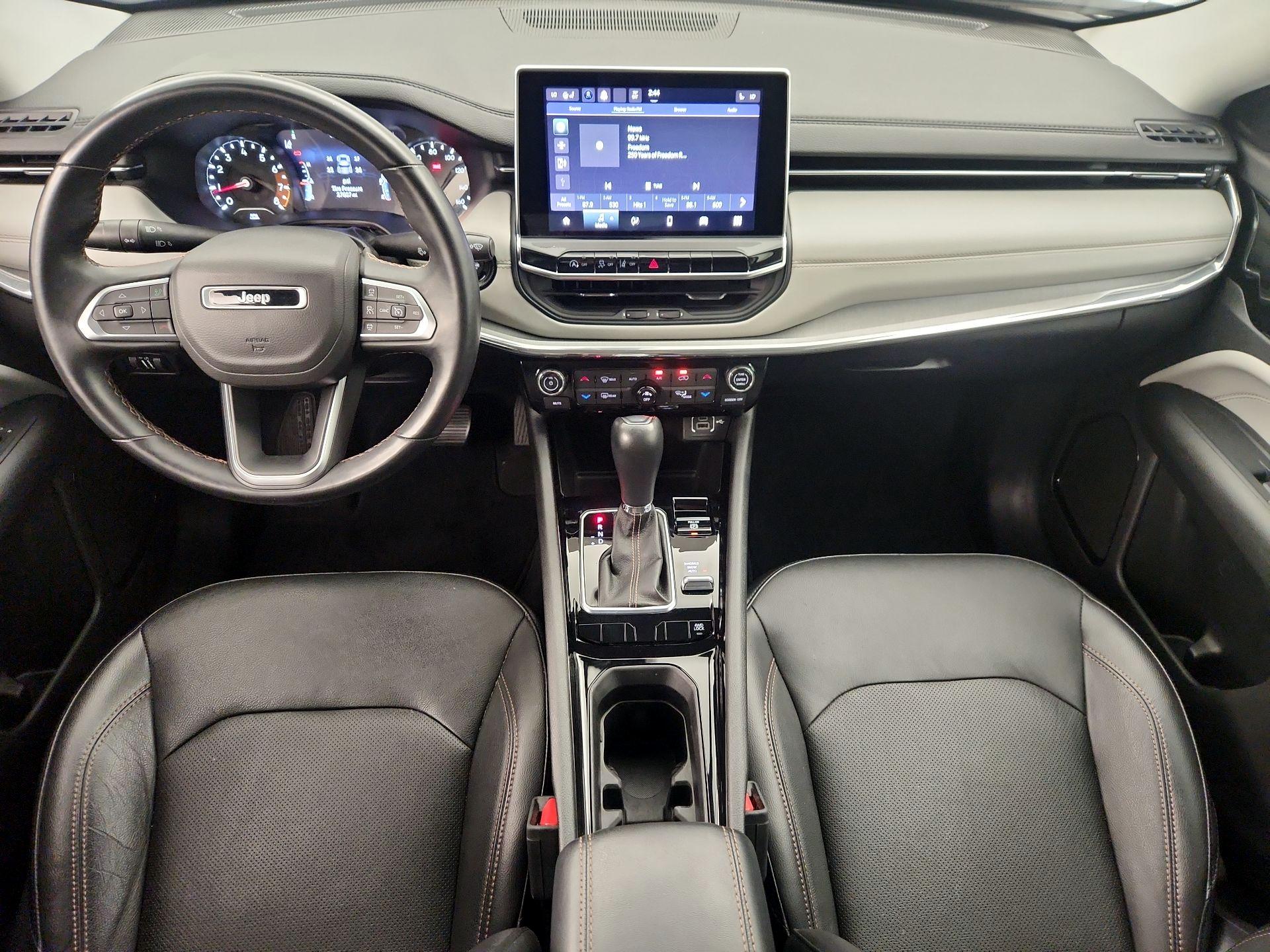 Thumbnail: 2022 Jeep Compass - 9