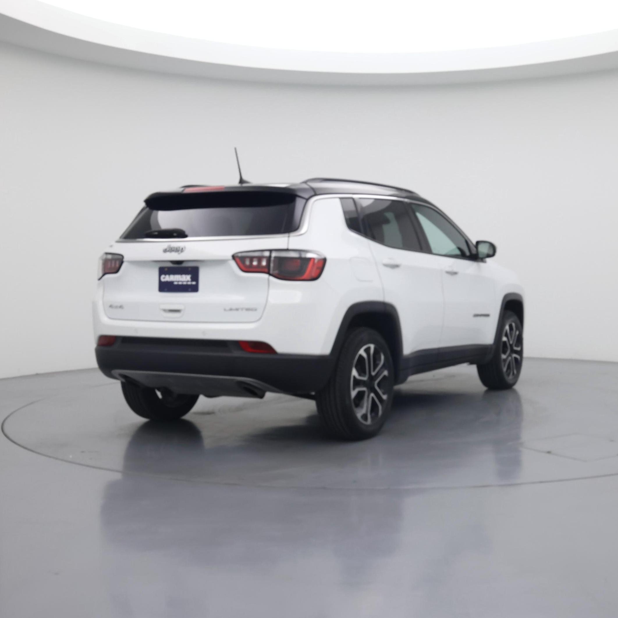 Thumbnail: 2023 Jeep Compass - 8