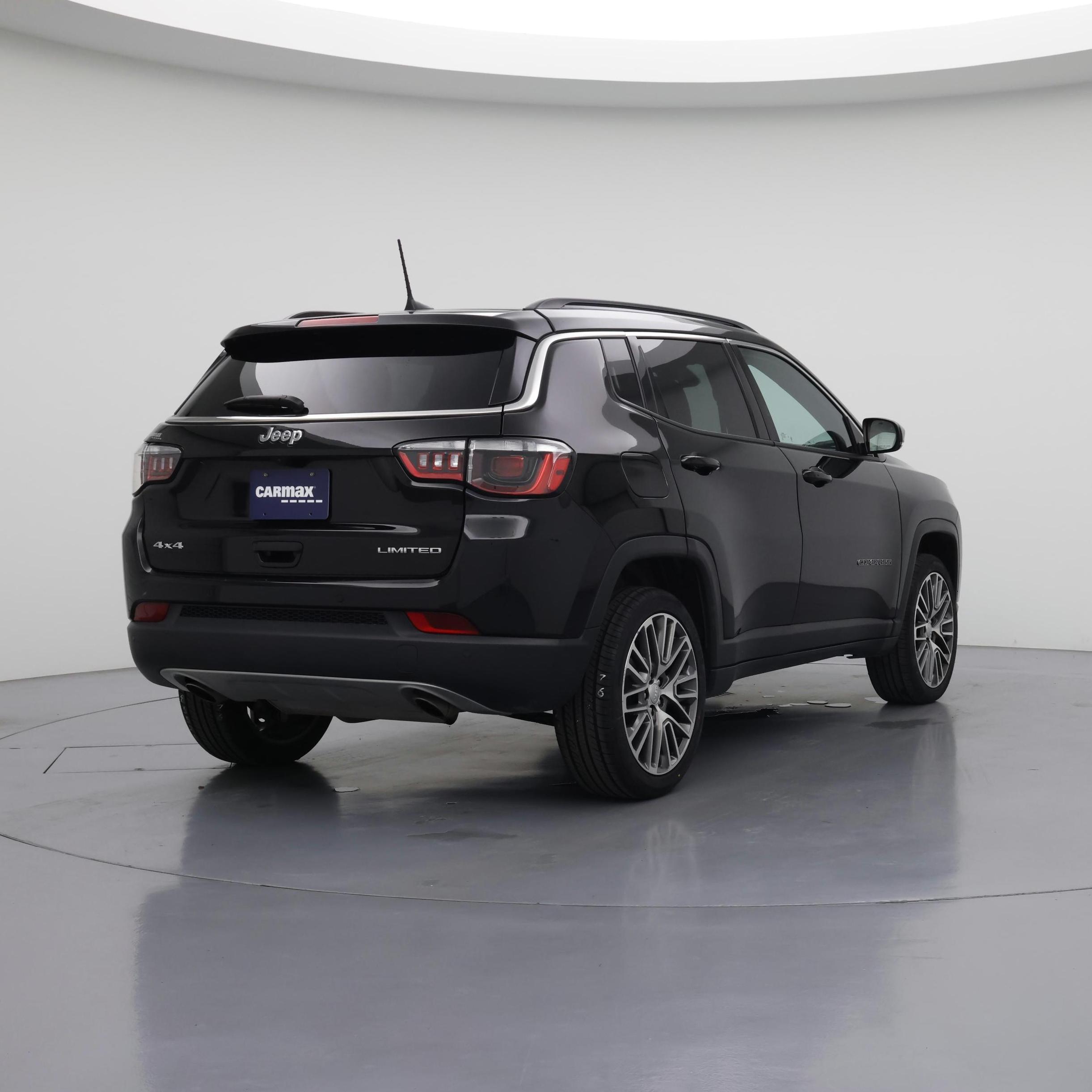 Thumbnail: 2023 Jeep Compass - 8