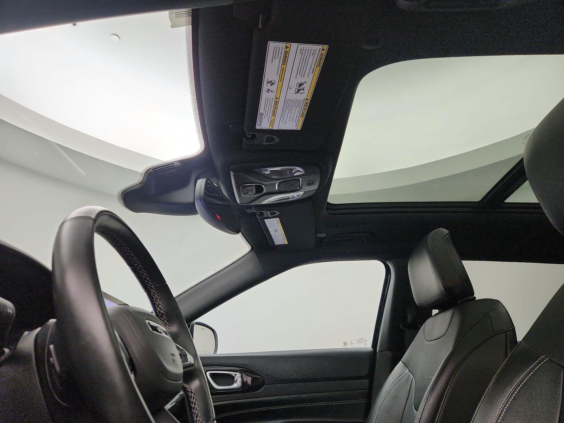 Thumbnail: 2022 Jeep Compass - 20