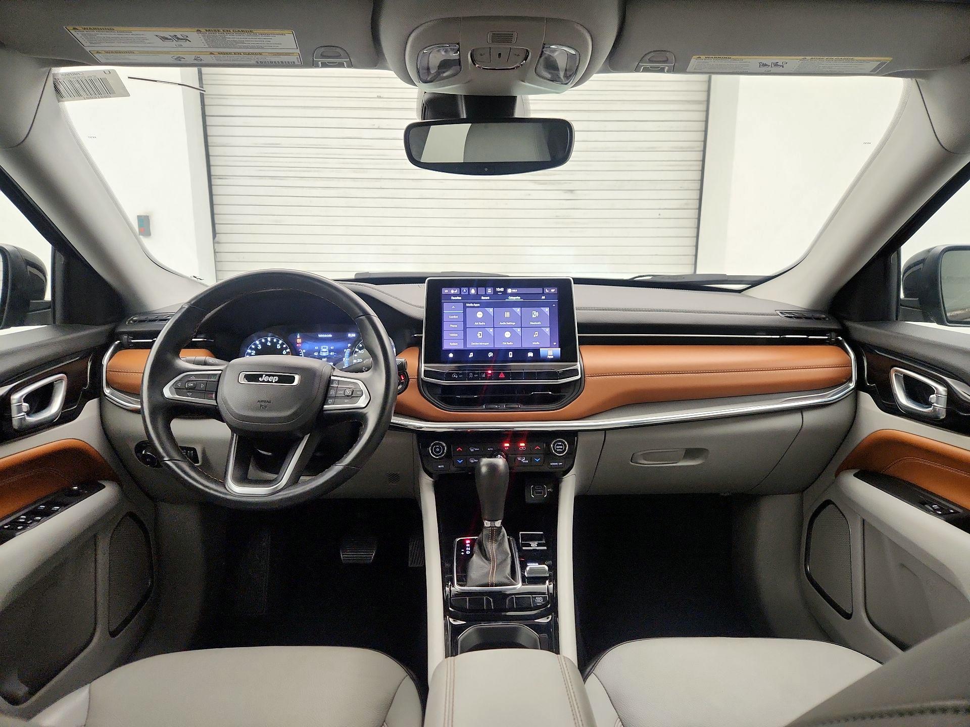 Thumbnail: 2022 Jeep Compass - 9