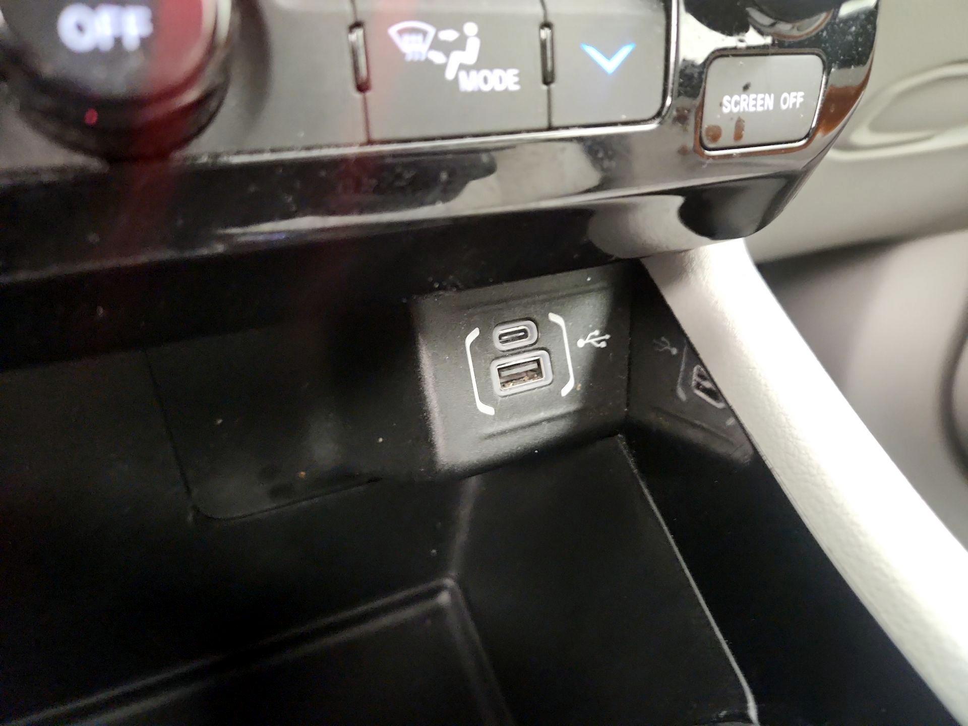 Thumbnail: 2022 Jeep Compass - 18