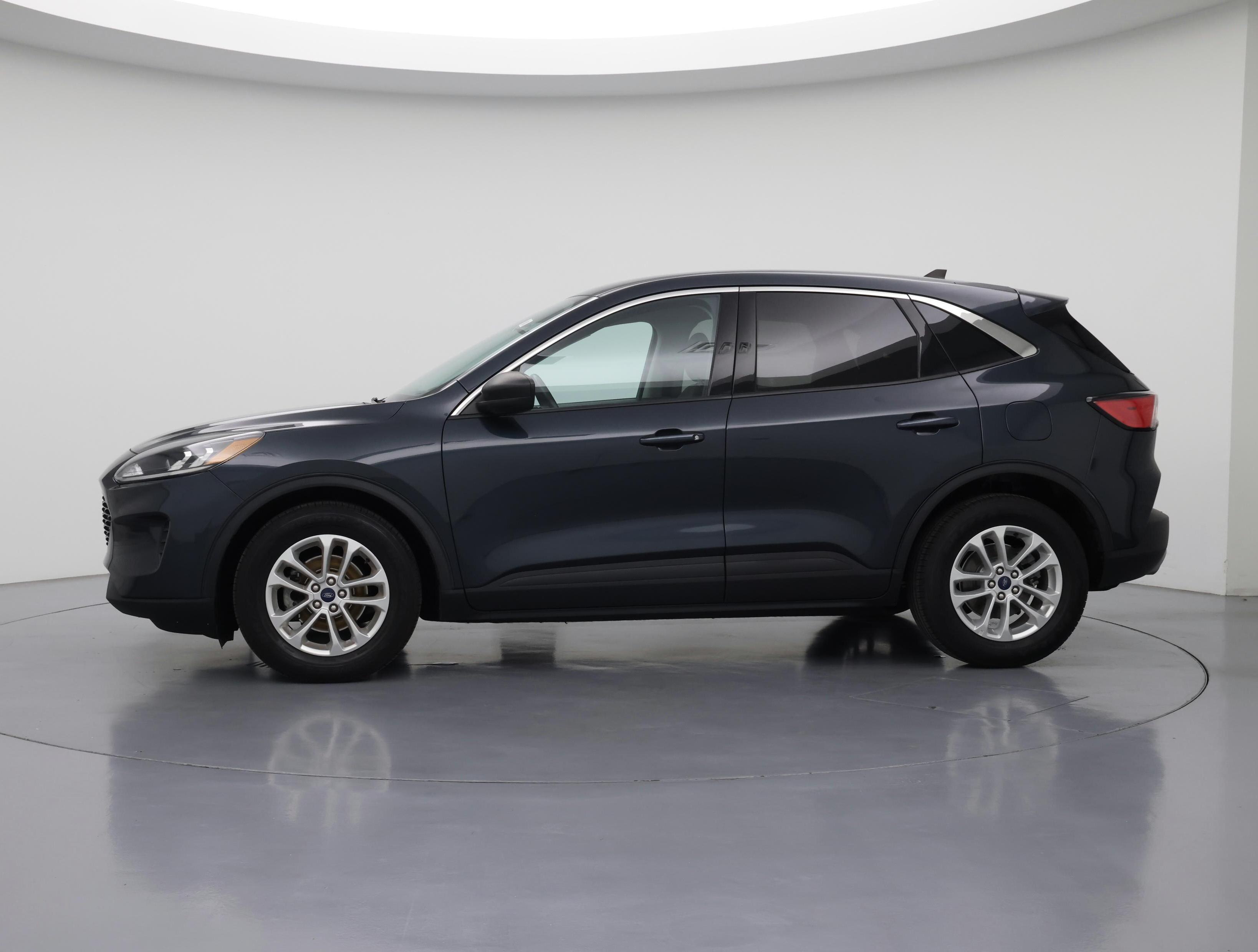 Thumbnail: 2022 Ford Escape - 3