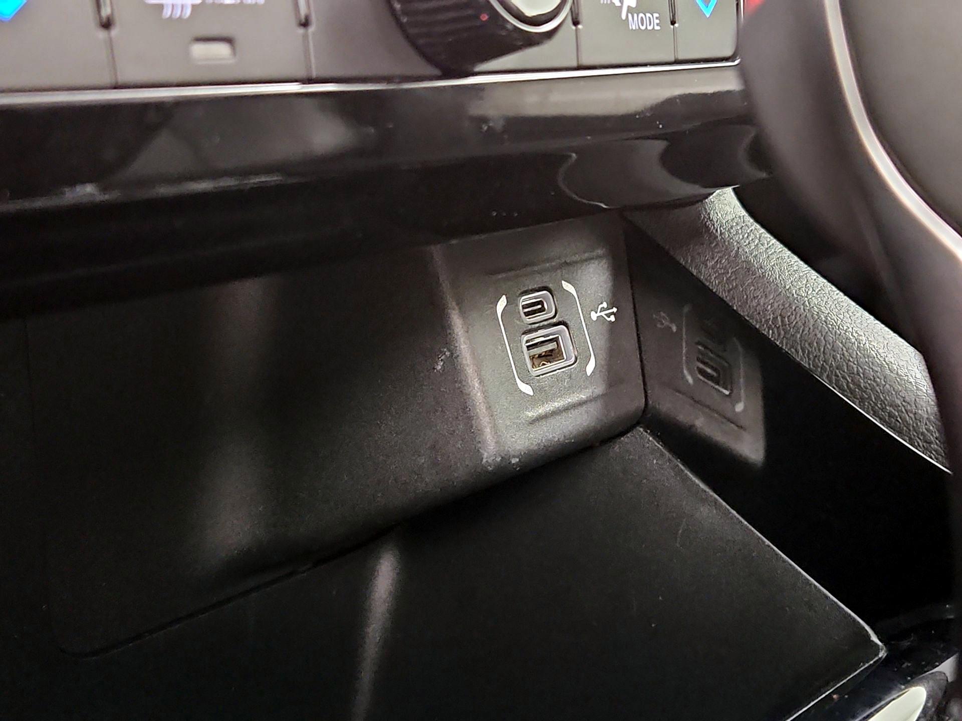 Thumbnail: 2022 Jeep Compass - 18