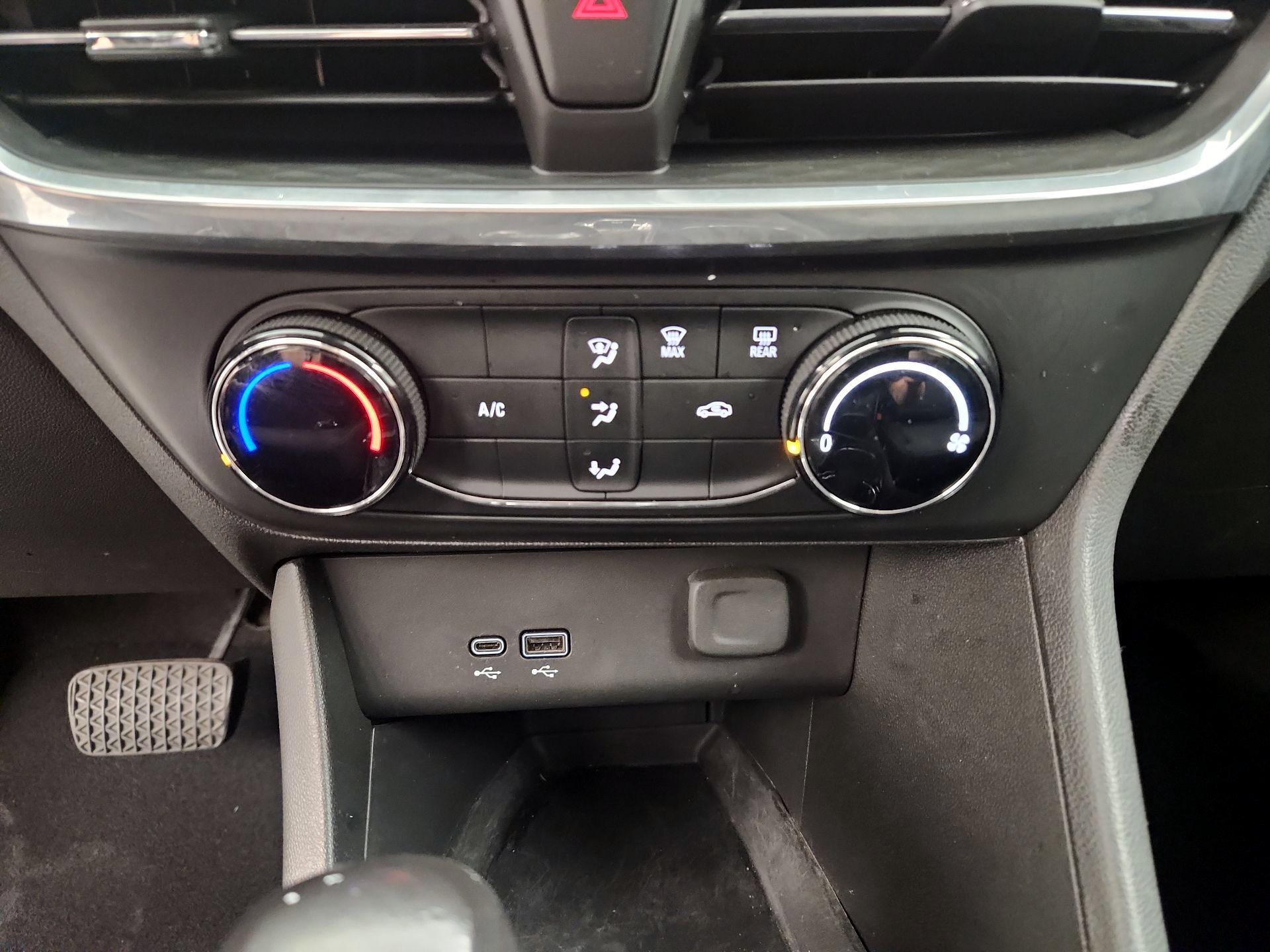 Thumbnail: 2024 Buick Encore GX - 16
