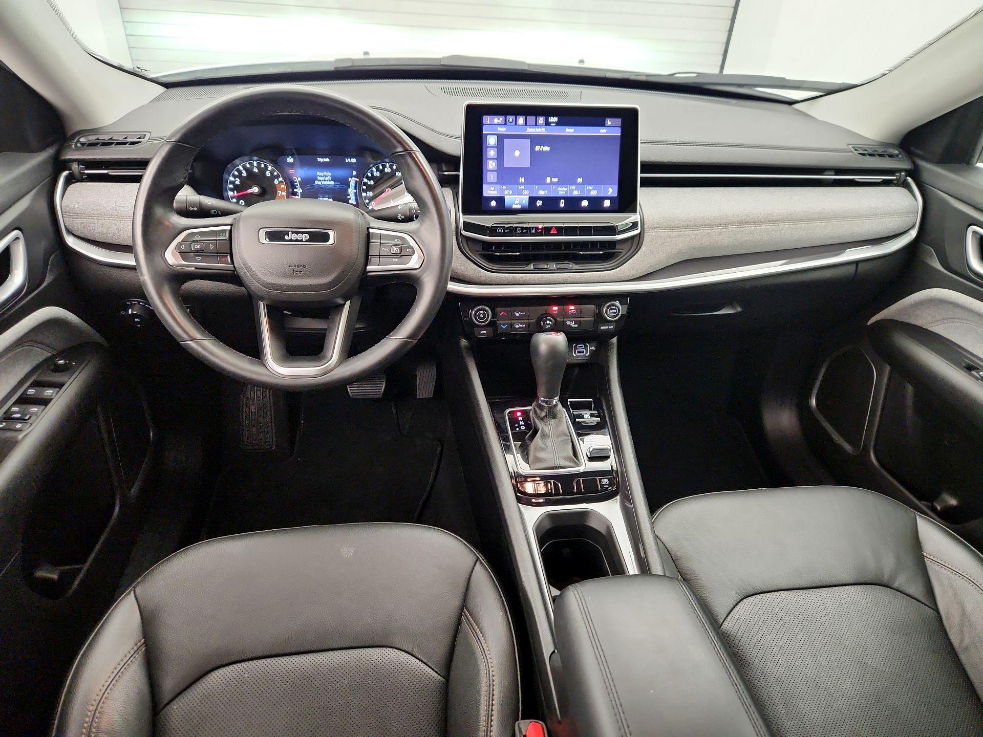 Thumbnail: 2022 Jeep Compass - 9
