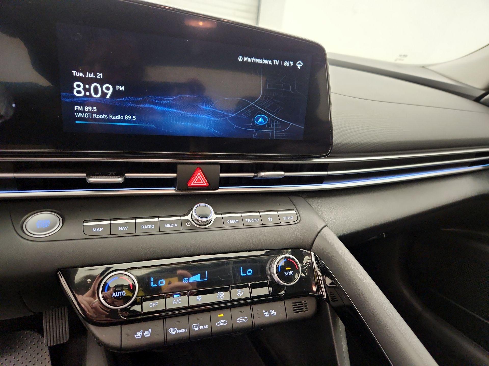 Thumbnail: 2023 Hyundai Elantra - 16