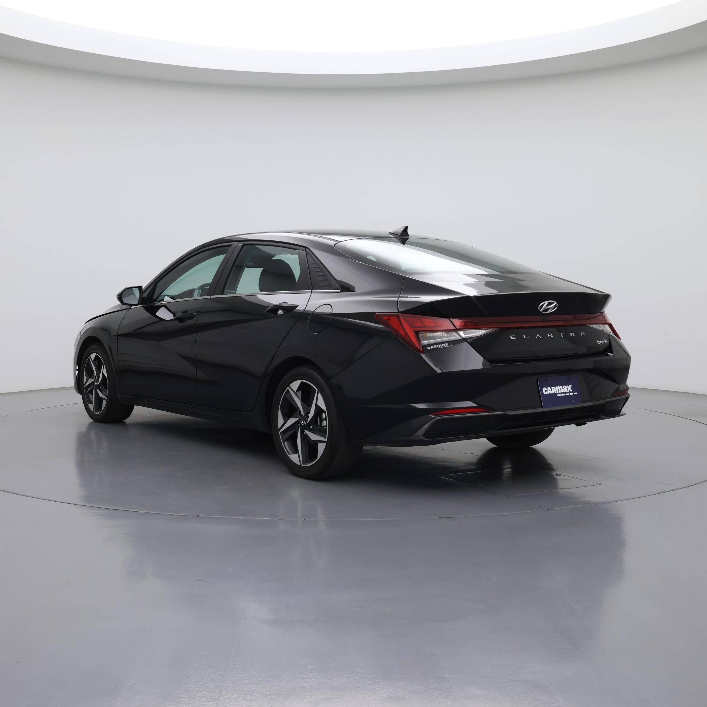 Thumbnail: 2023 Hyundai Elantra - 2