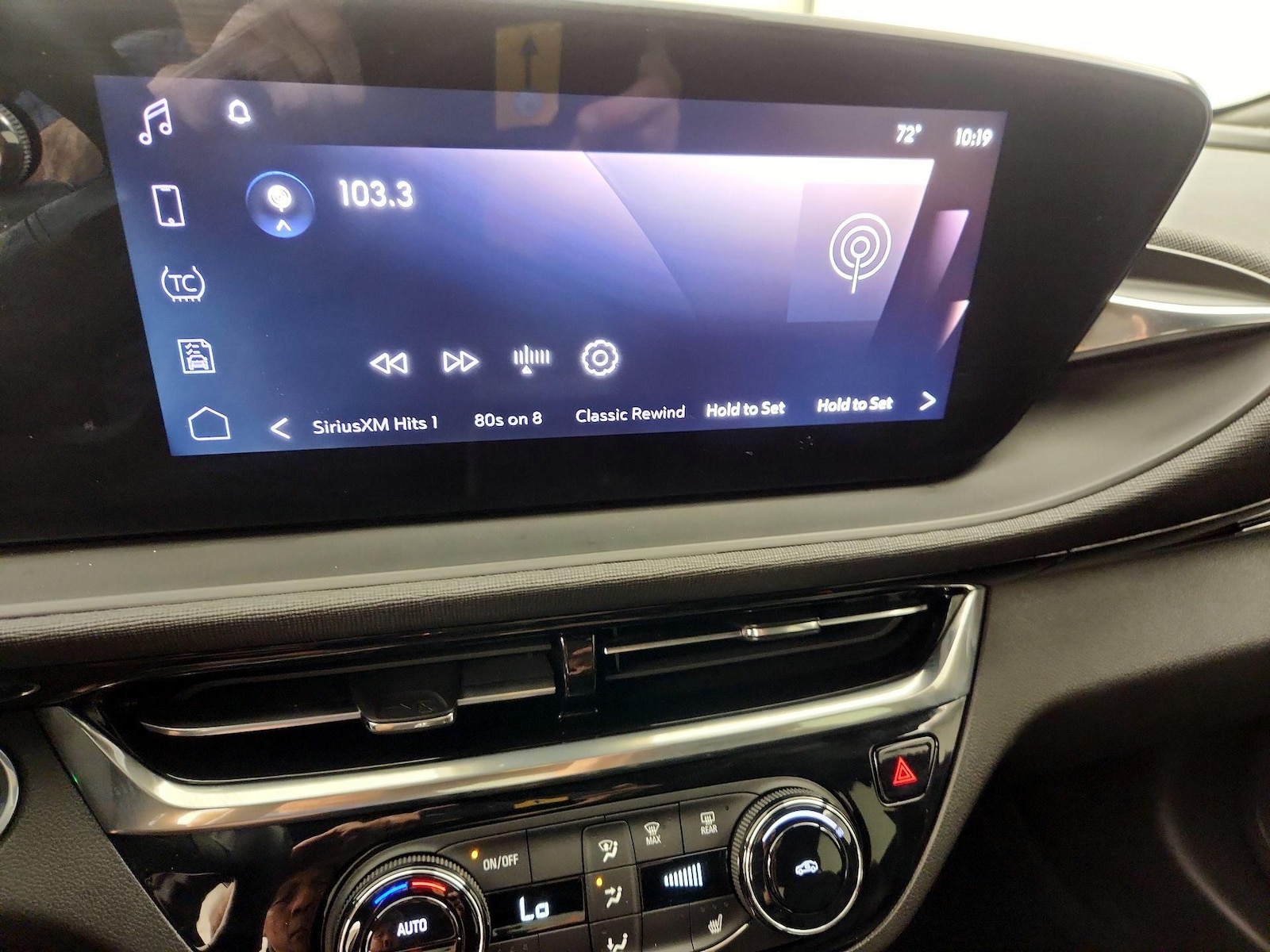 2024 Buick Envista Sport Touring - Photo 16
