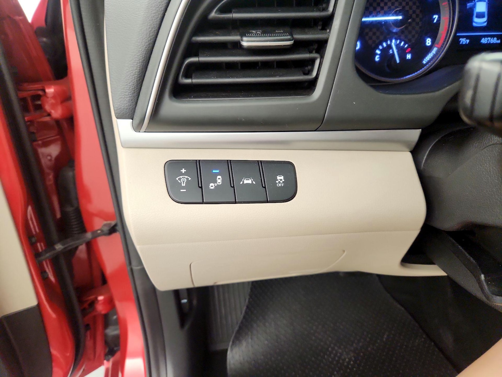 2020 Hyundai Elantra SEL - Photo 14