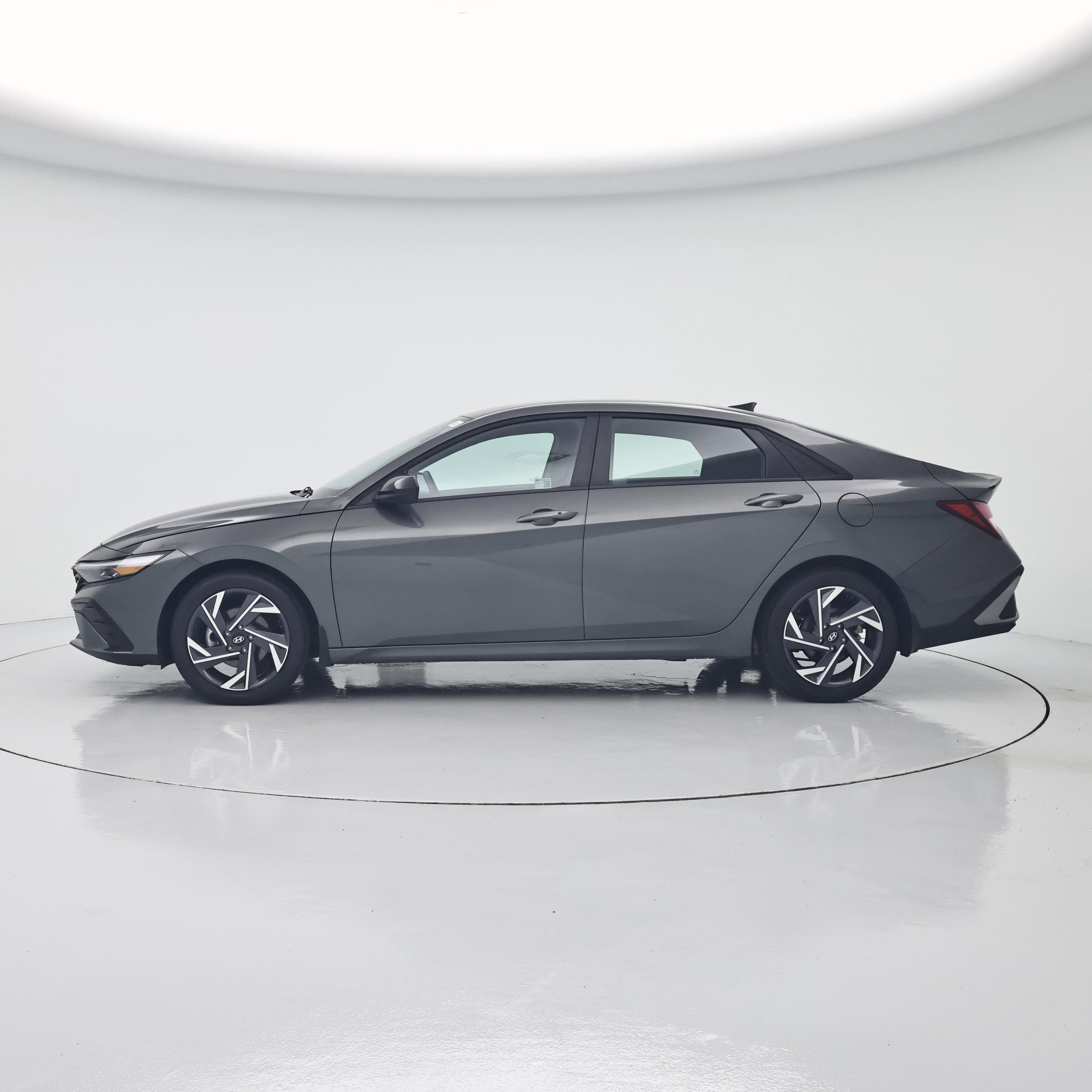 Thumbnail: 2025 Hyundai Elantra - 3