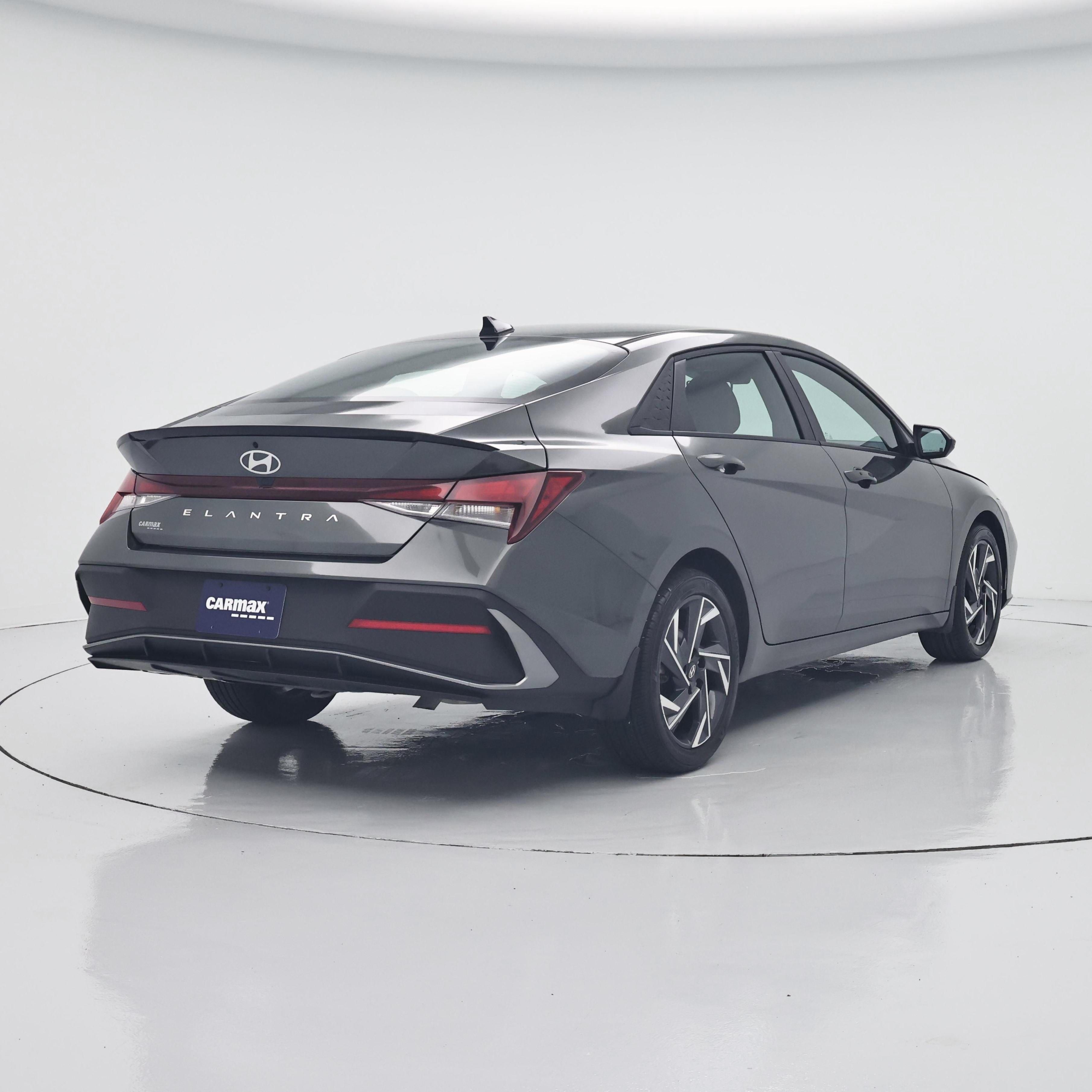 Thumbnail: 2025 Hyundai Elantra - 8