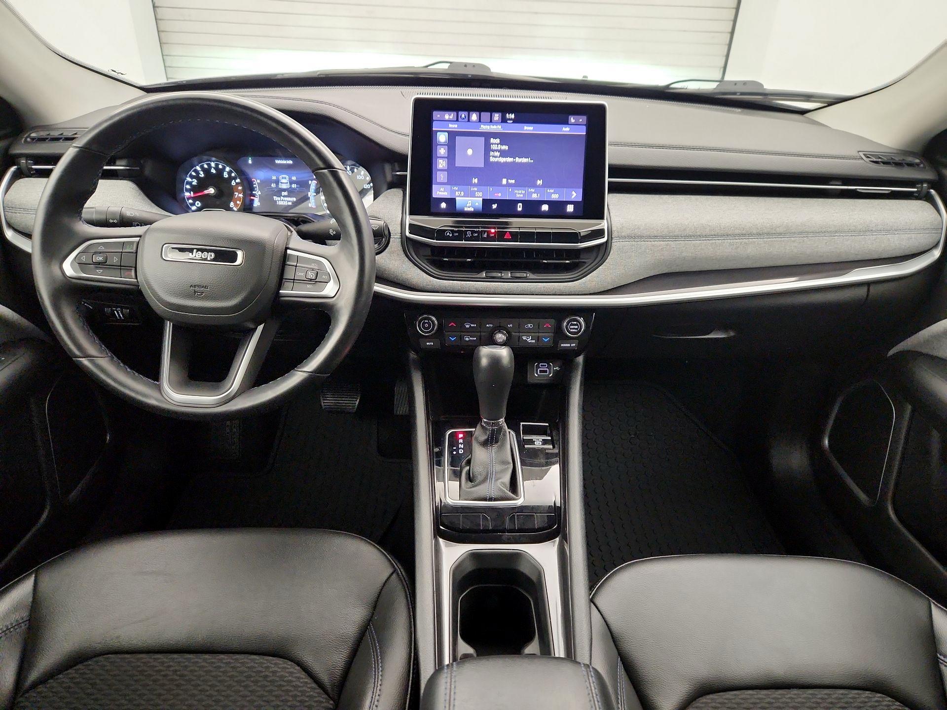 Thumbnail: 2022 Jeep Compass - 9