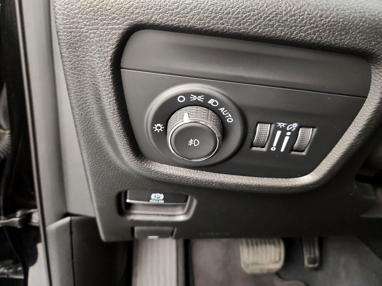 2023 Jeep Grand Cherokee L Limited - Photo 14