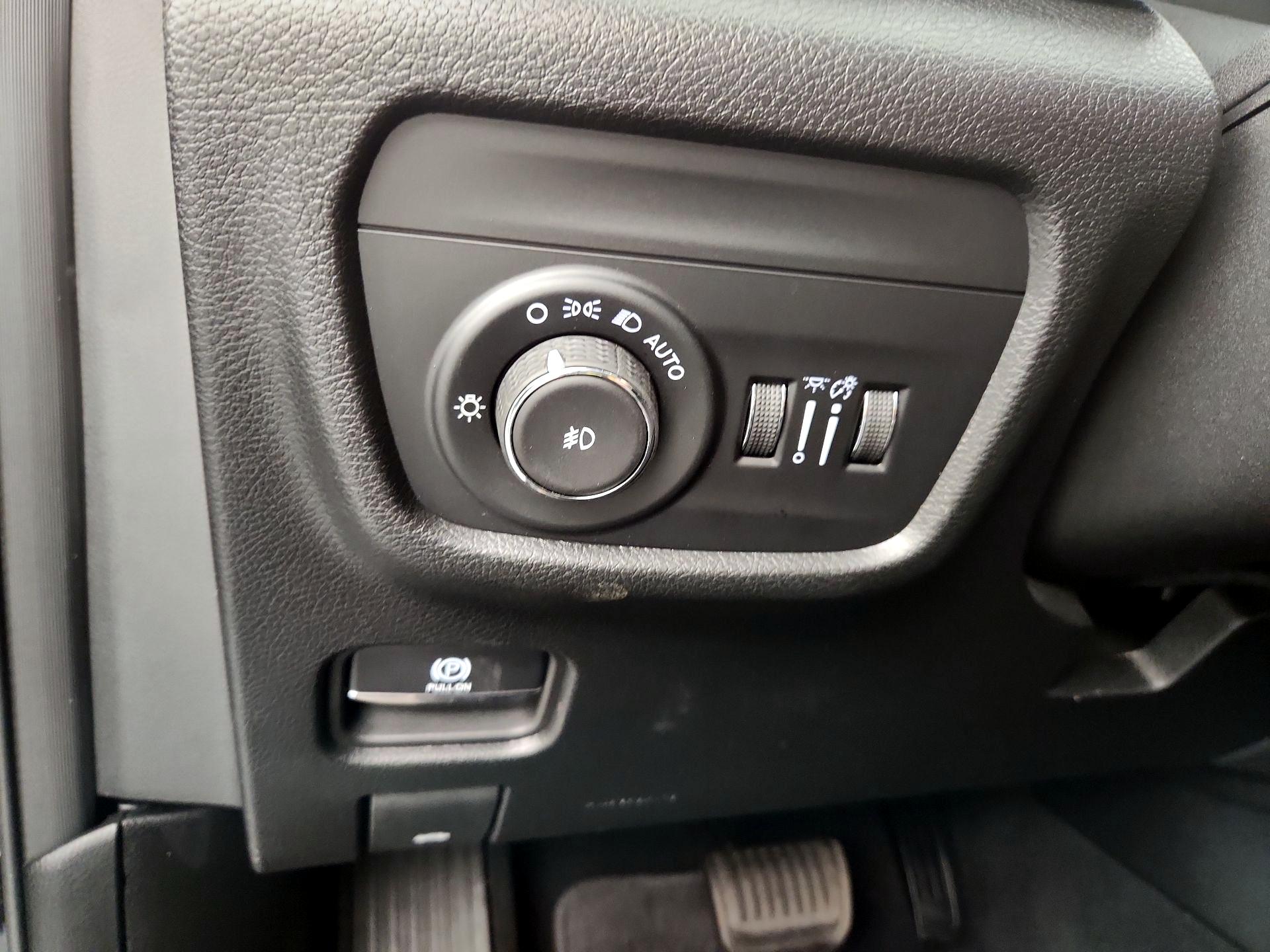 Thumbnail: 2023 Jeep Grand Cherokee - 13