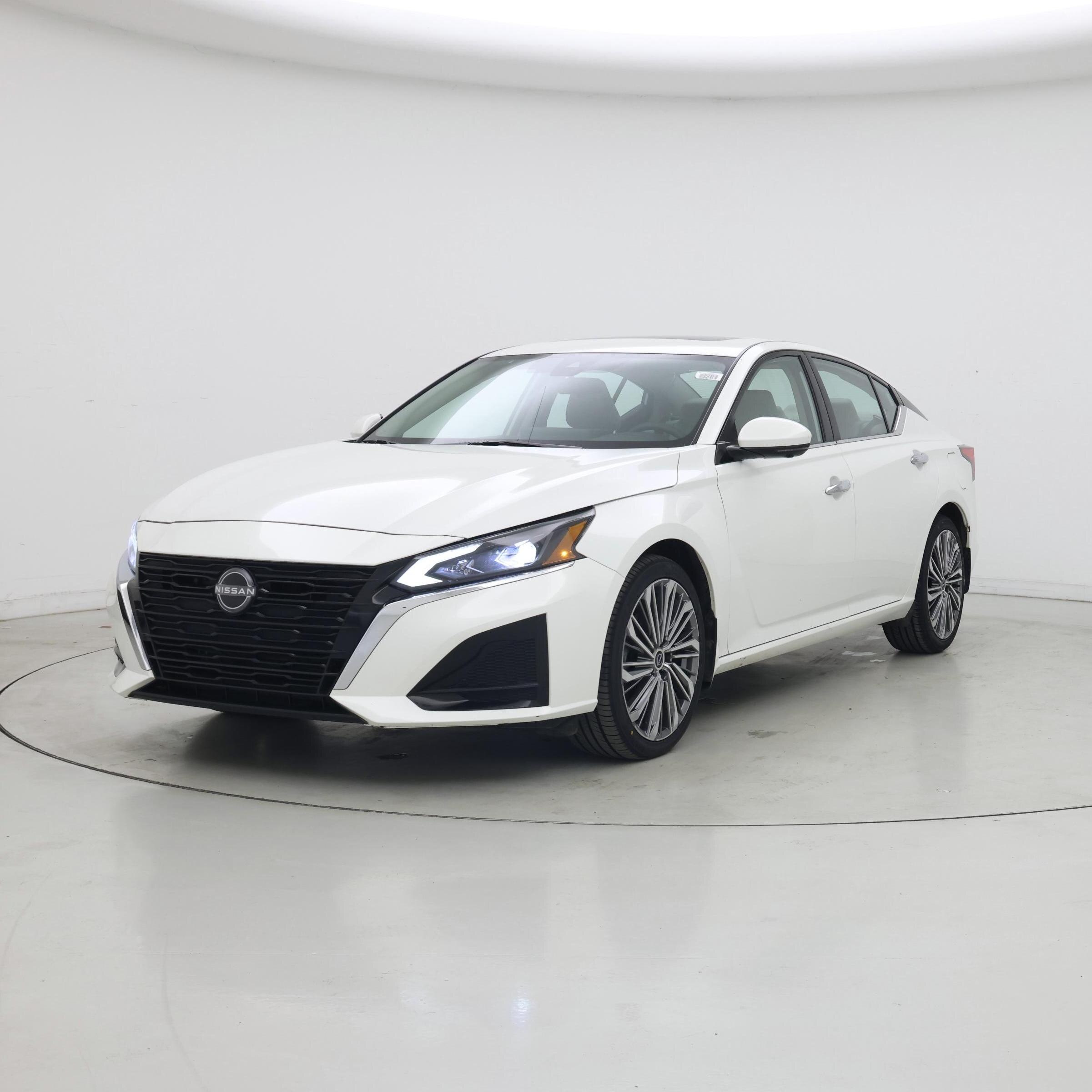 Thumbnail: 2024 Nissan Altima - 4