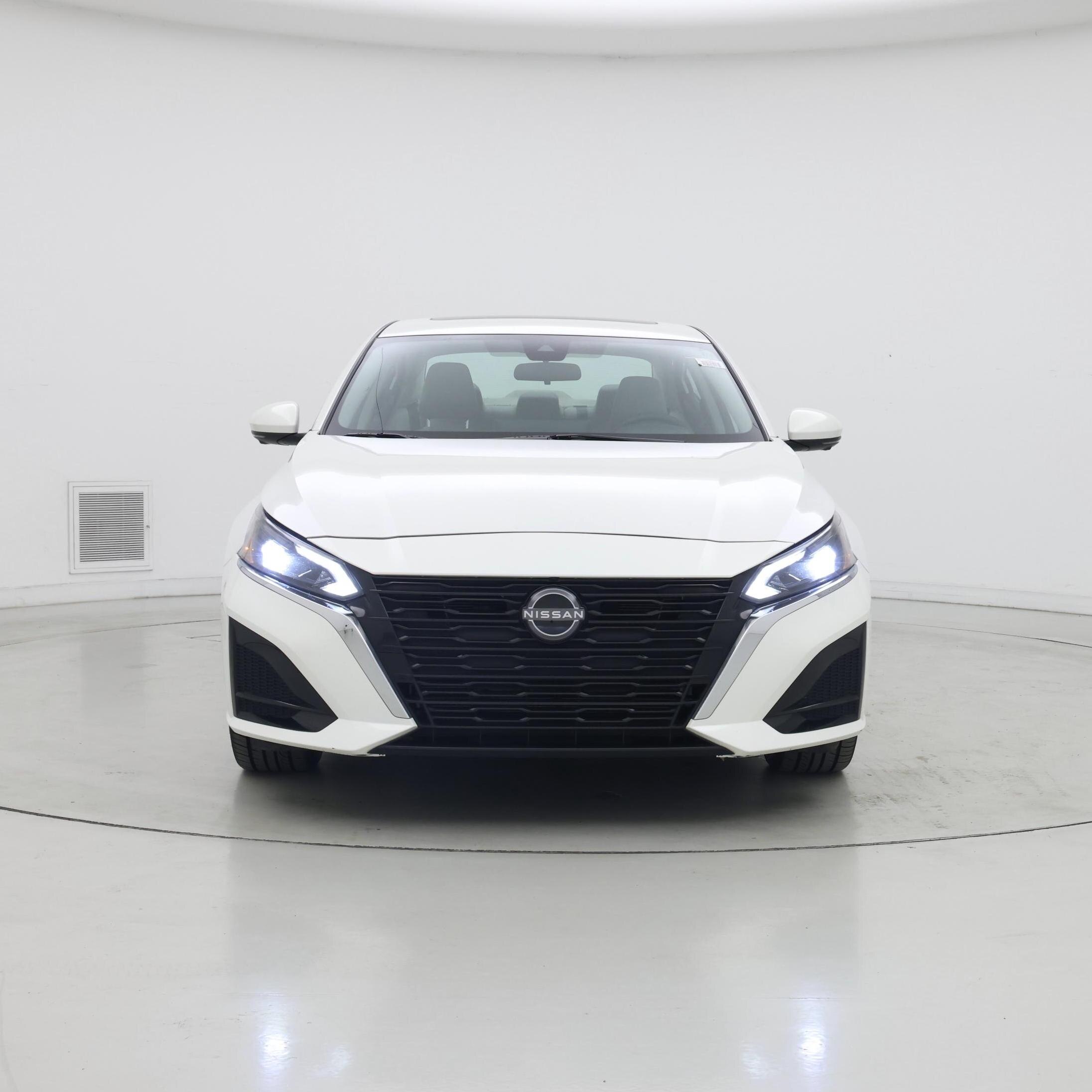 Thumbnail: 2024 Nissan Altima - 5