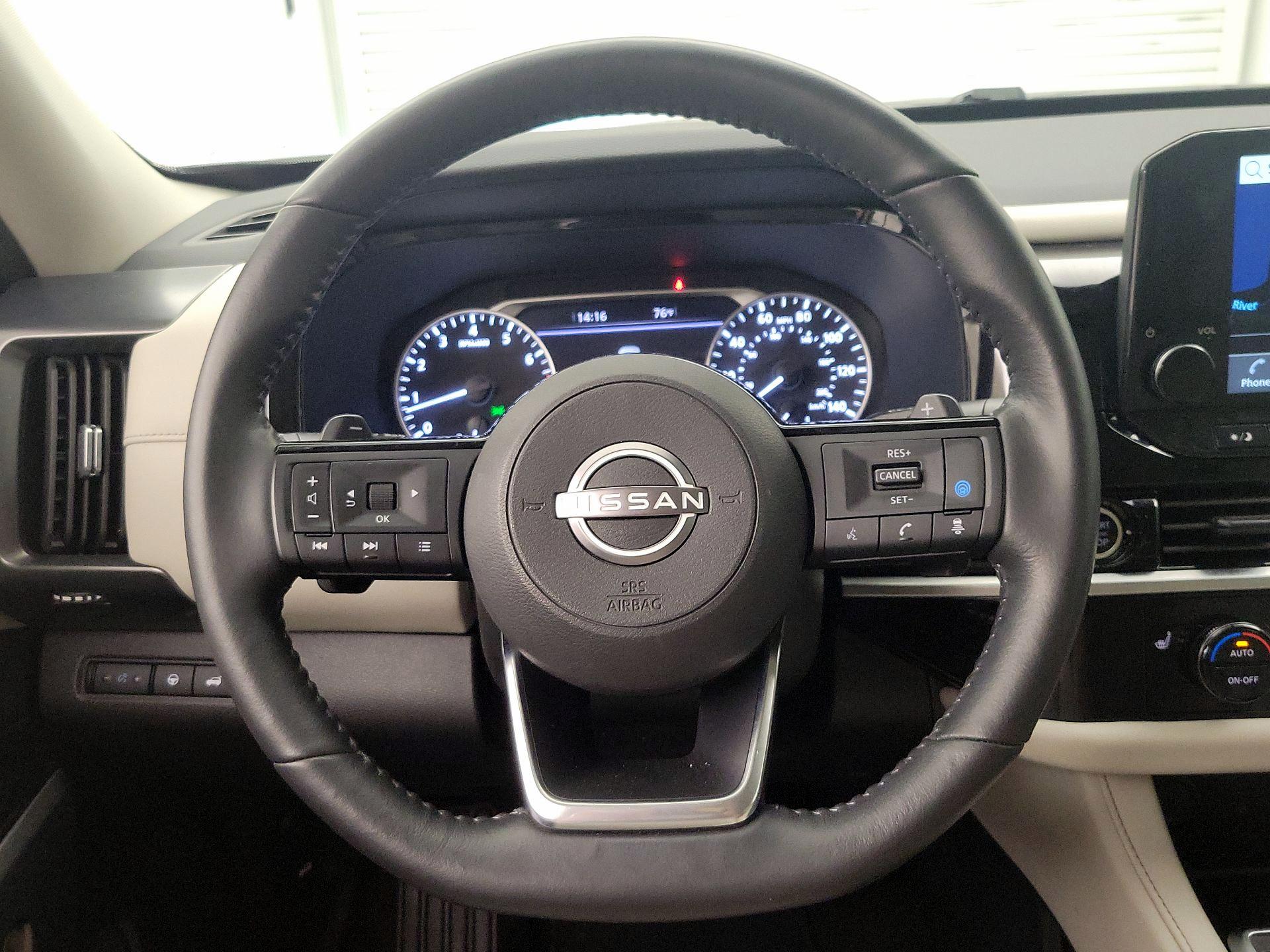 Thumbnail: 2023 Nissan Pathfinder - 10