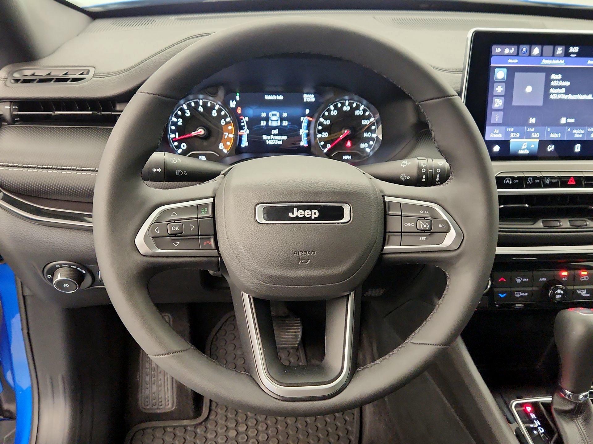 Thumbnail: 2023 Jeep Compass - 10