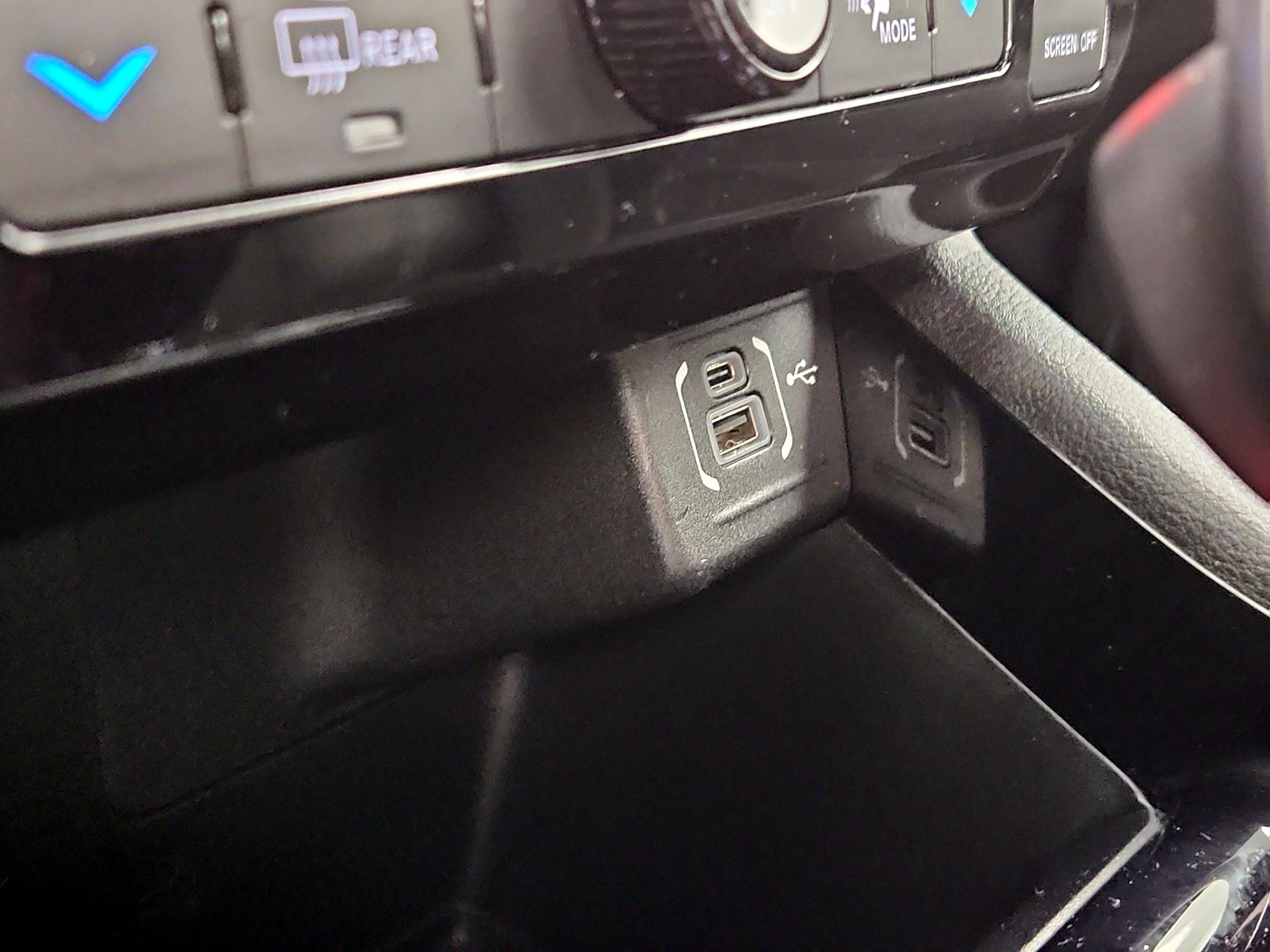 Thumbnail: 2023 Jeep Compass - 18
