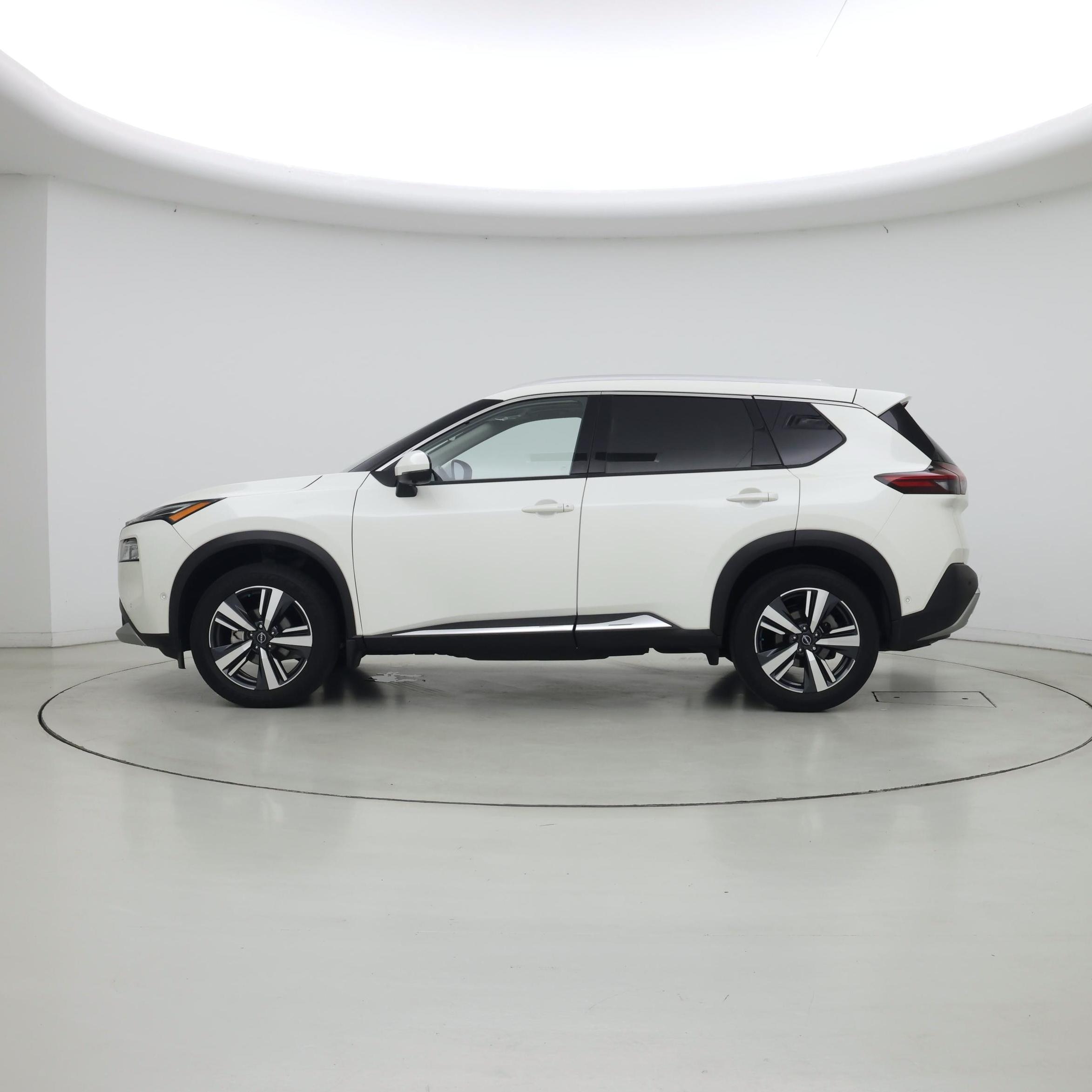 Thumbnail: 2023 Nissan Rogue - 3
