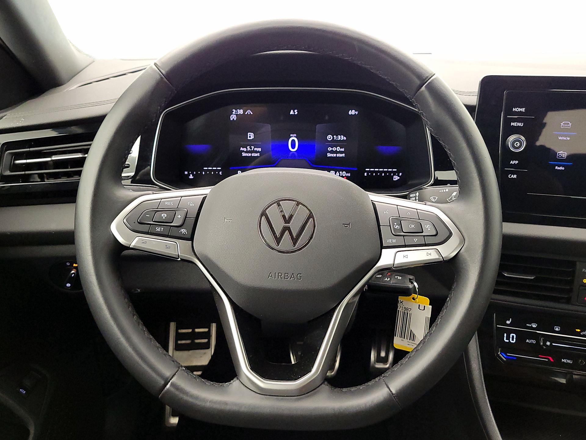 Thumbnail: 2025 Volkswagen Jetta - 10