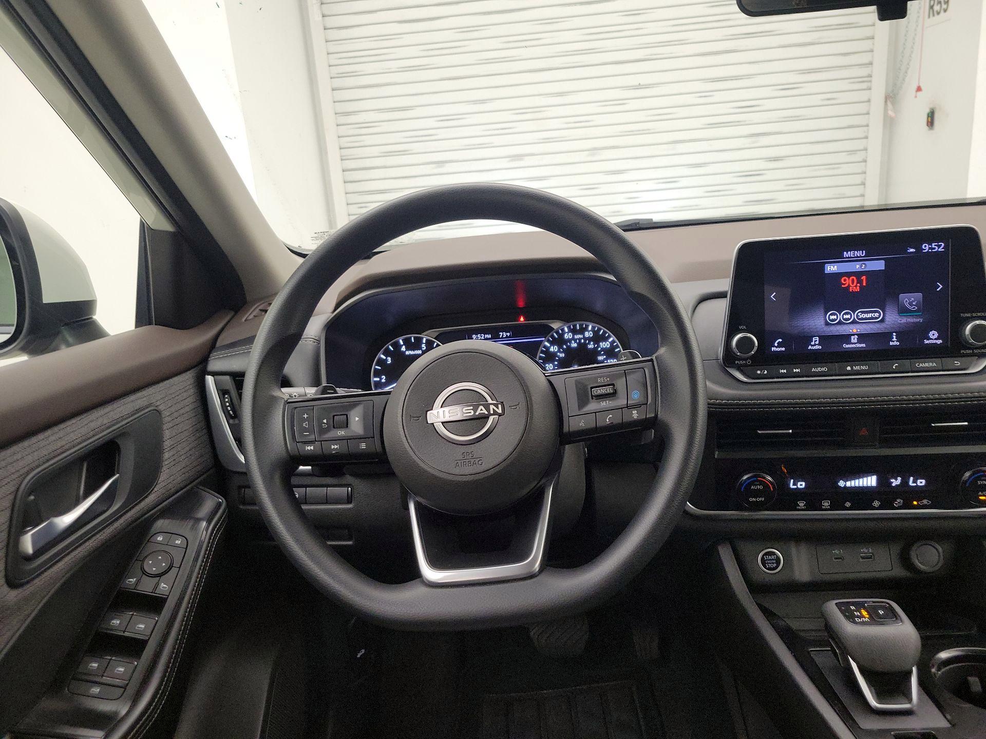 Thumbnail: 2023 Nissan Rogue - 10