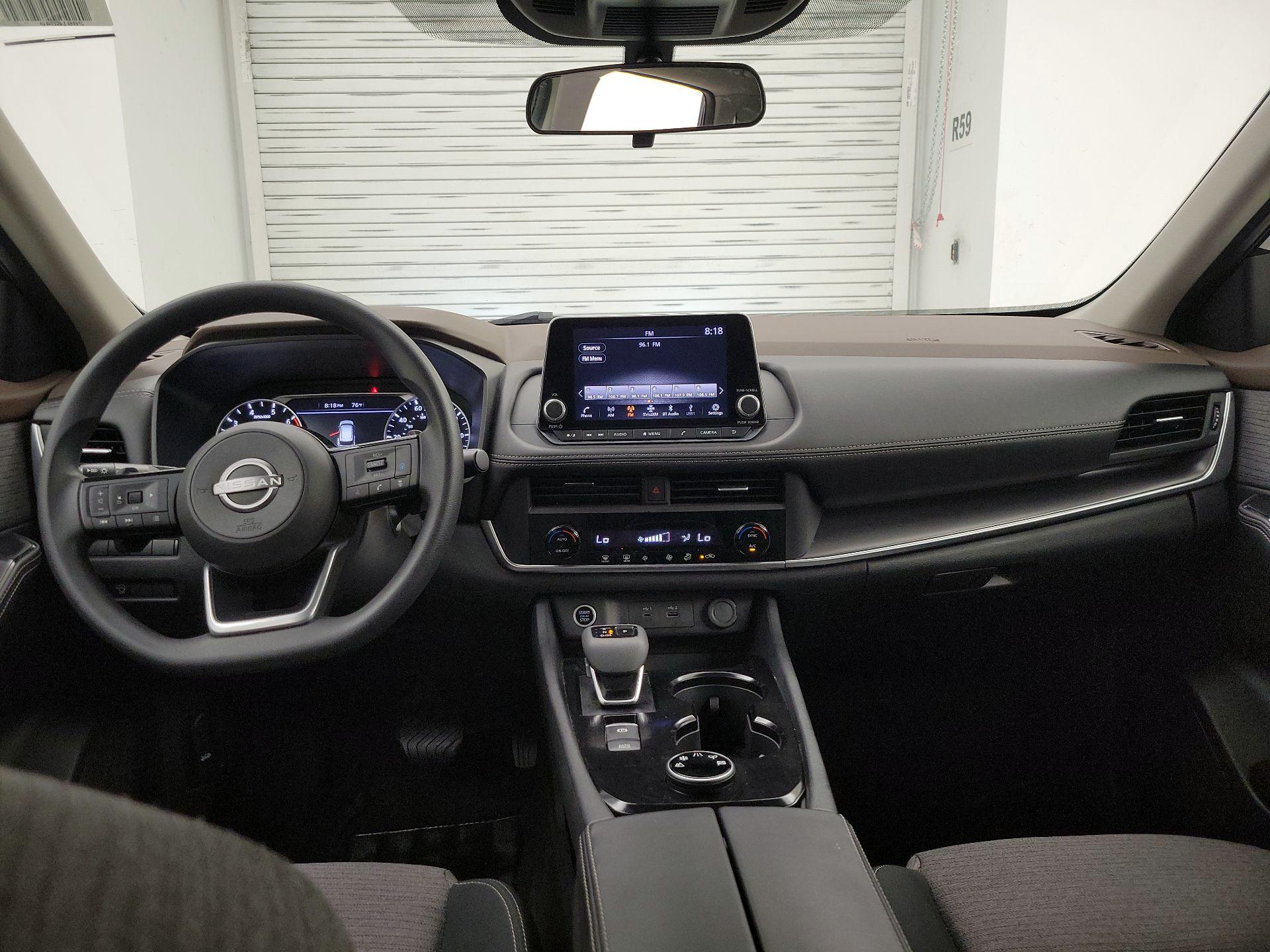Thumbnail: 2023 Nissan Rogue - 9