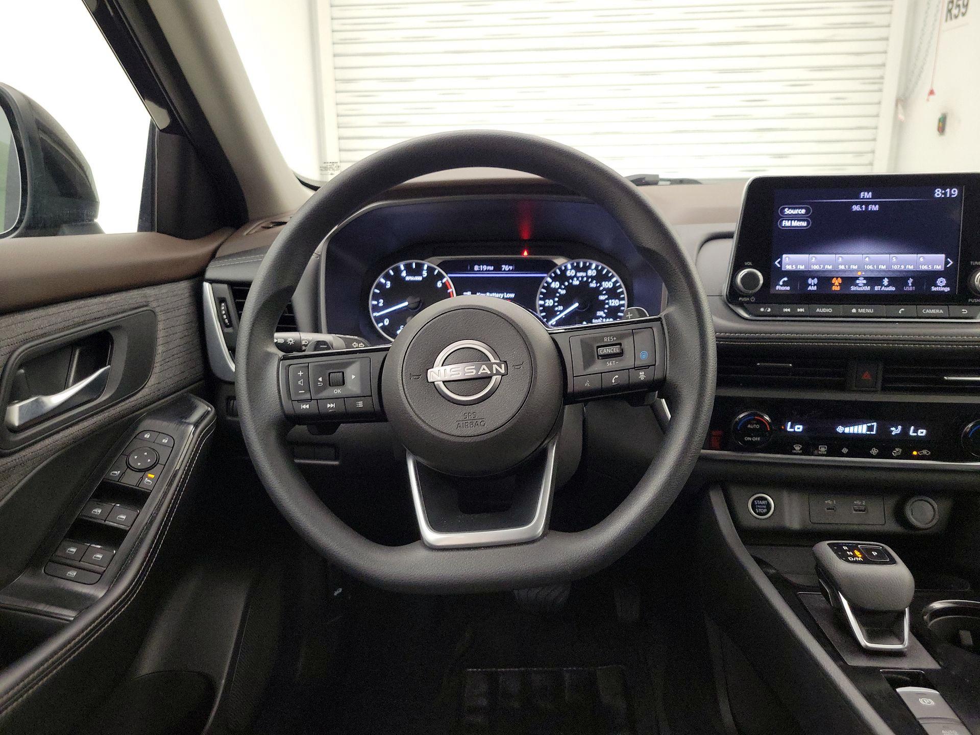 Thumbnail: 2023 Nissan Rogue - 10