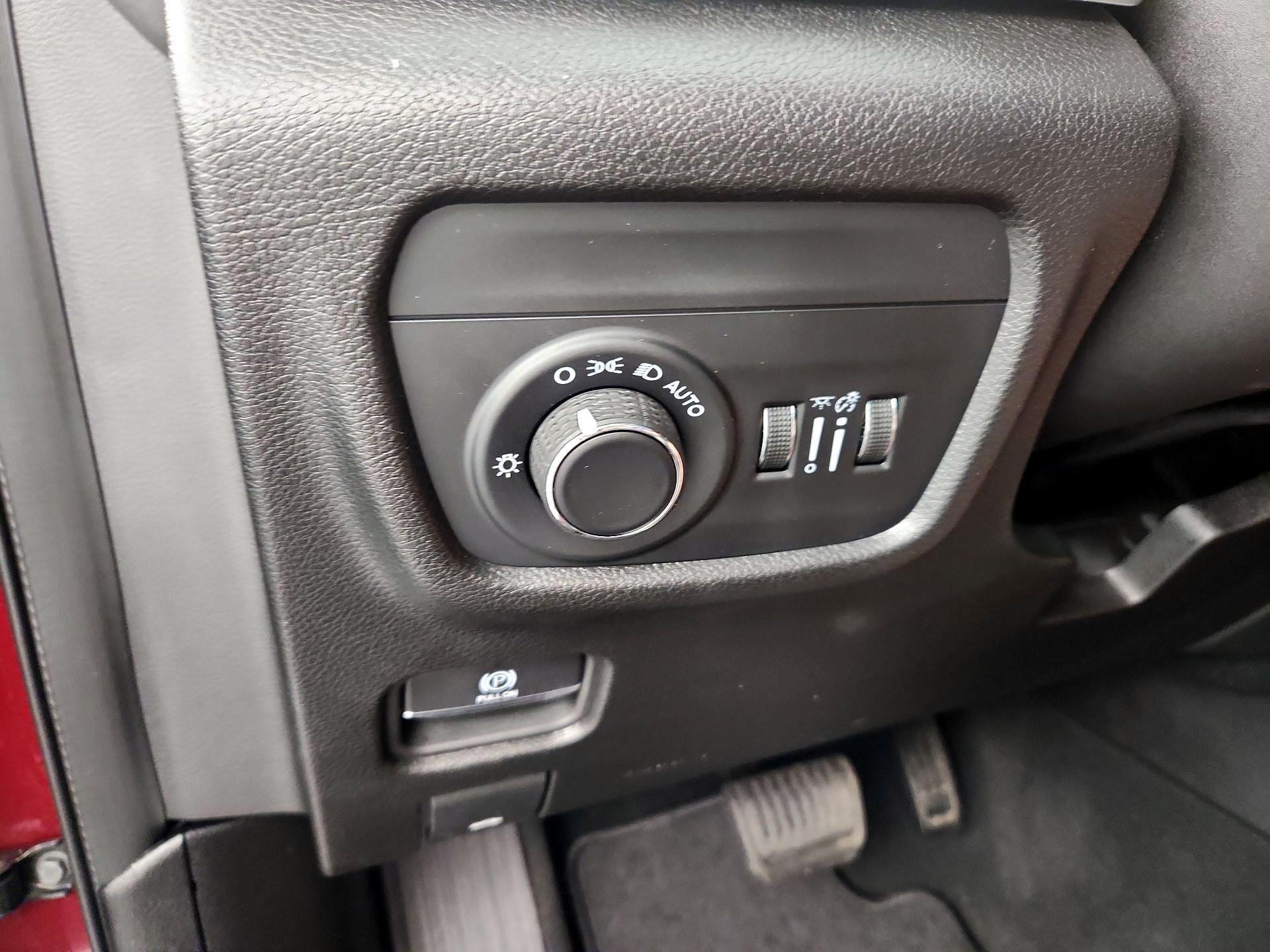 Thumbnail: 2023 Jeep Grand Cherokee - 13