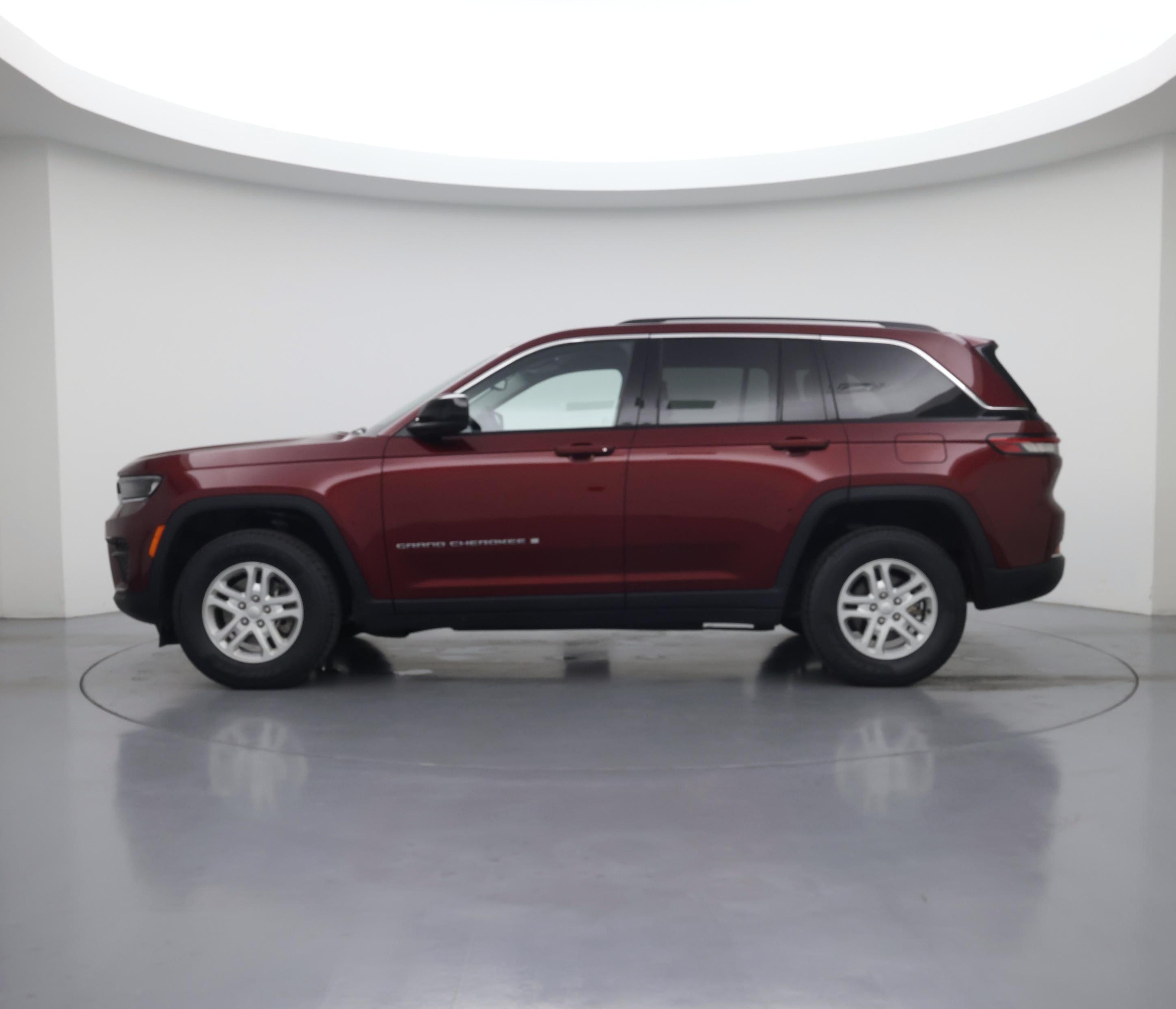 Thumbnail: 2023 Jeep Grand Cherokee - 3