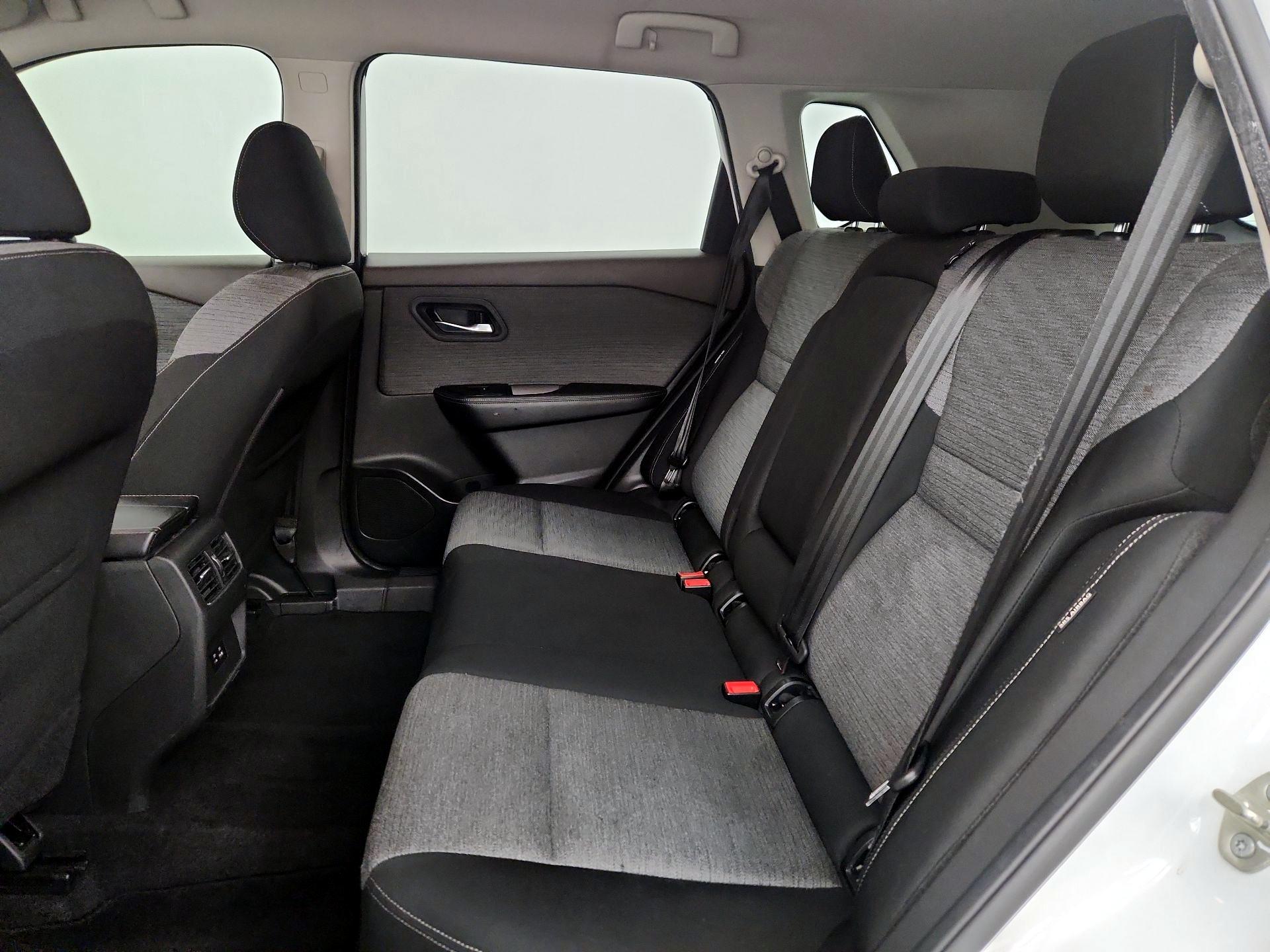 Thumbnail: 2021 Nissan Rogue - 19