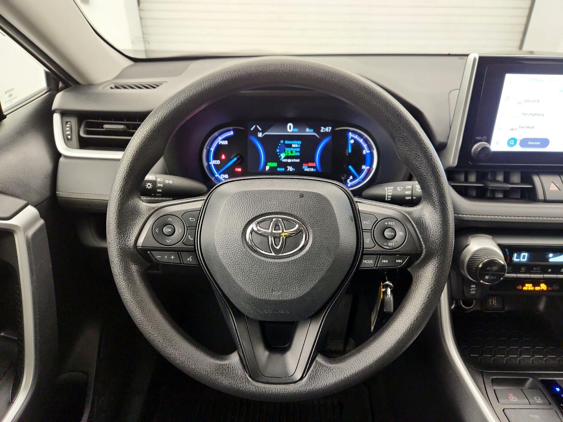 Thumbnail: 2024 Toyota RAV4 - 10