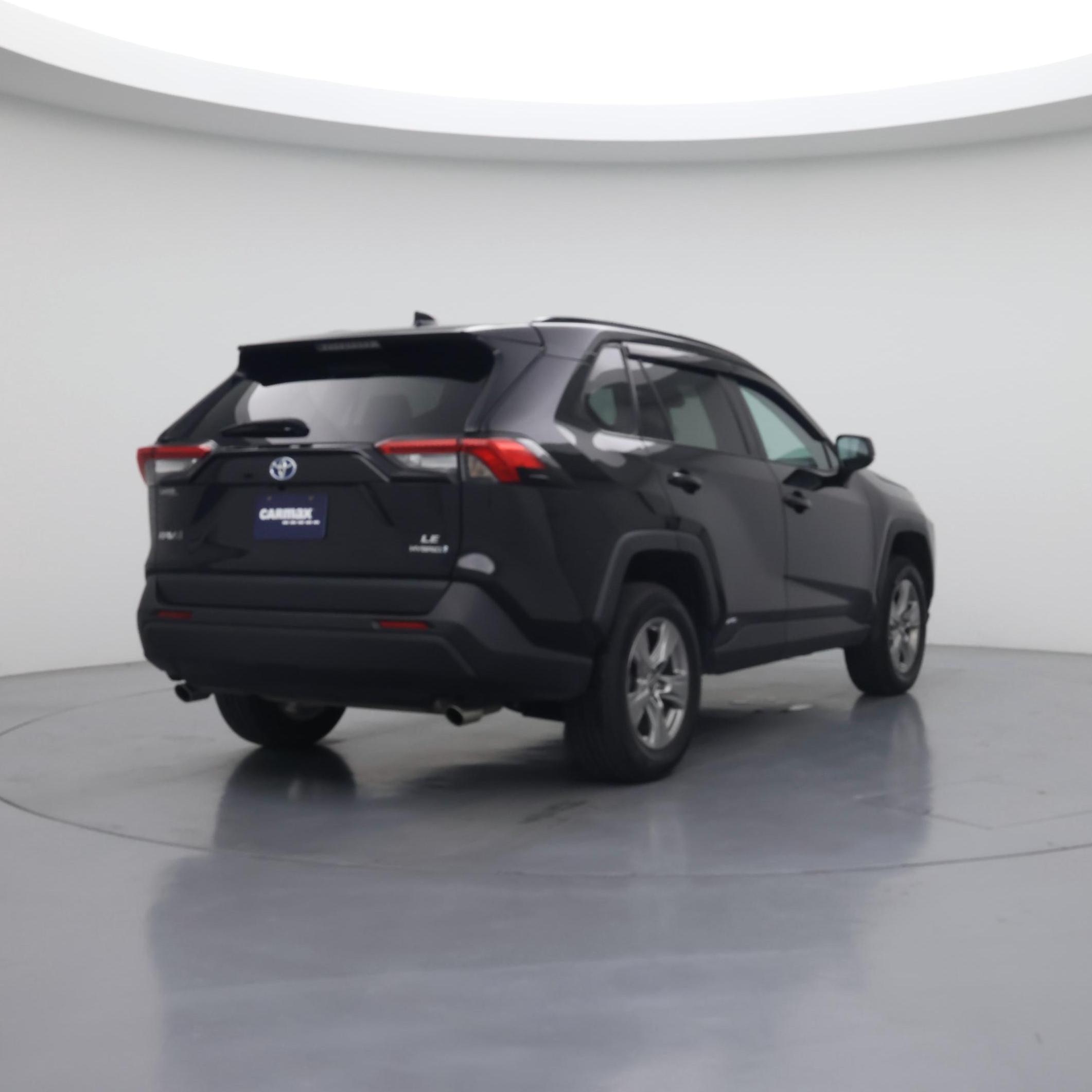 Thumbnail: 2024 Toyota RAV4 - 8