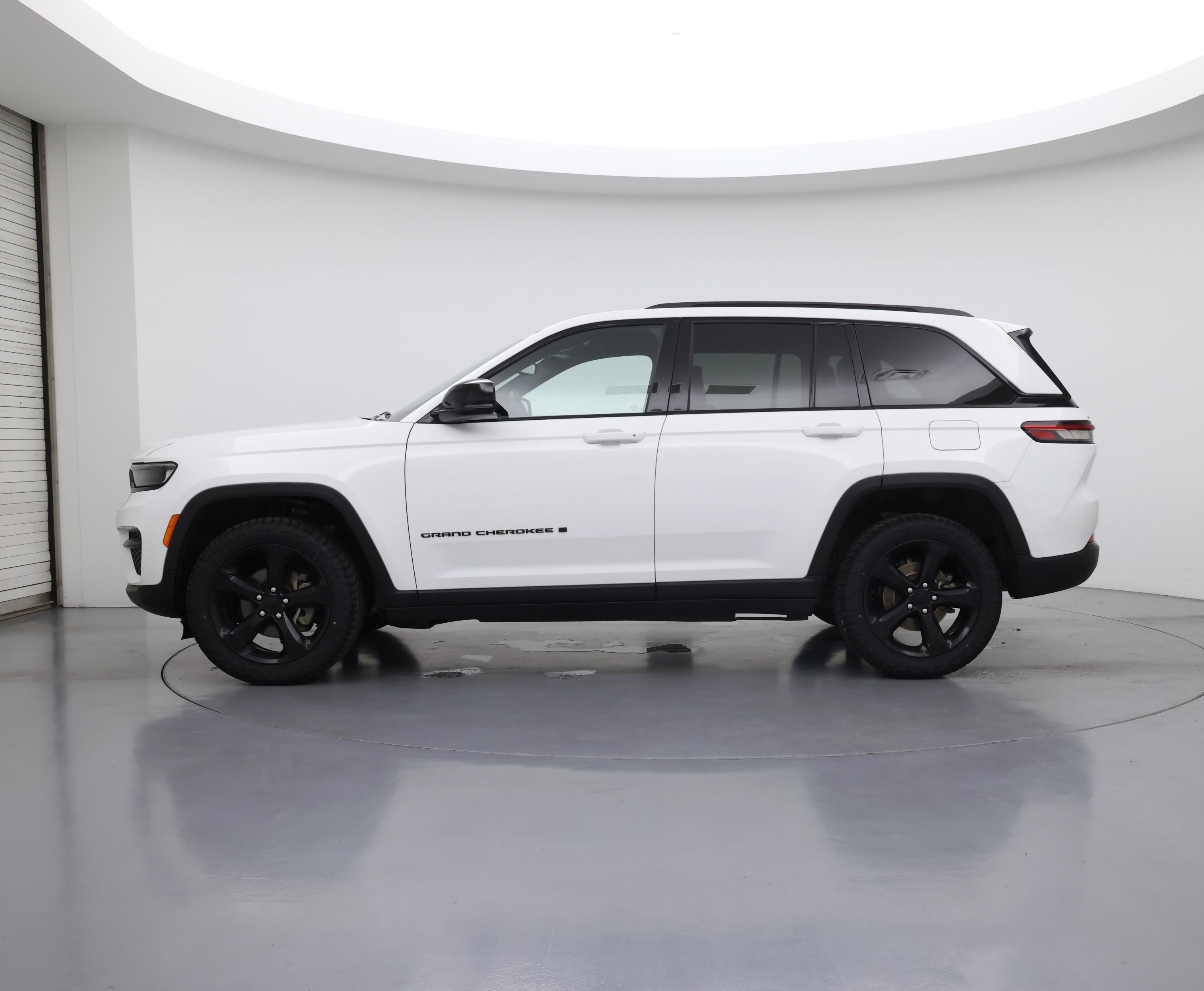 Thumbnail: 2023 Jeep Grand Cherokee - 3
