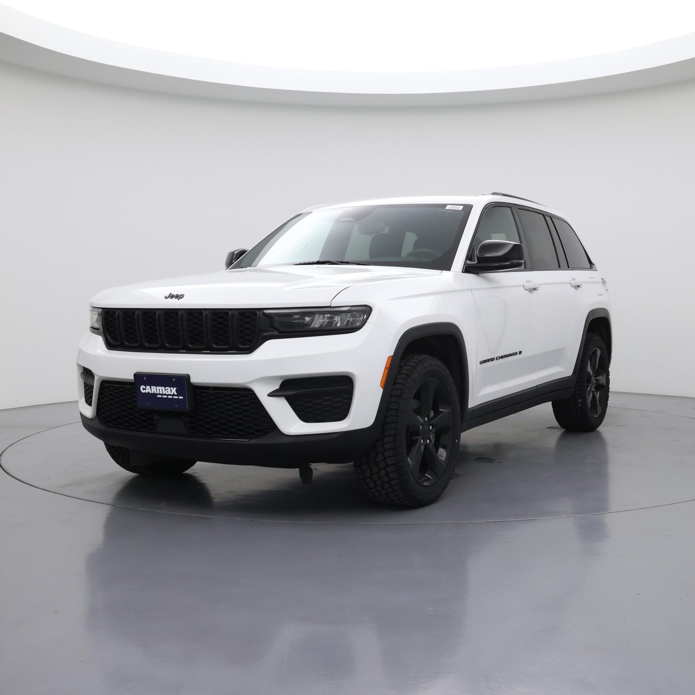 Thumbnail: 2023 Jeep Grand Cherokee - 4