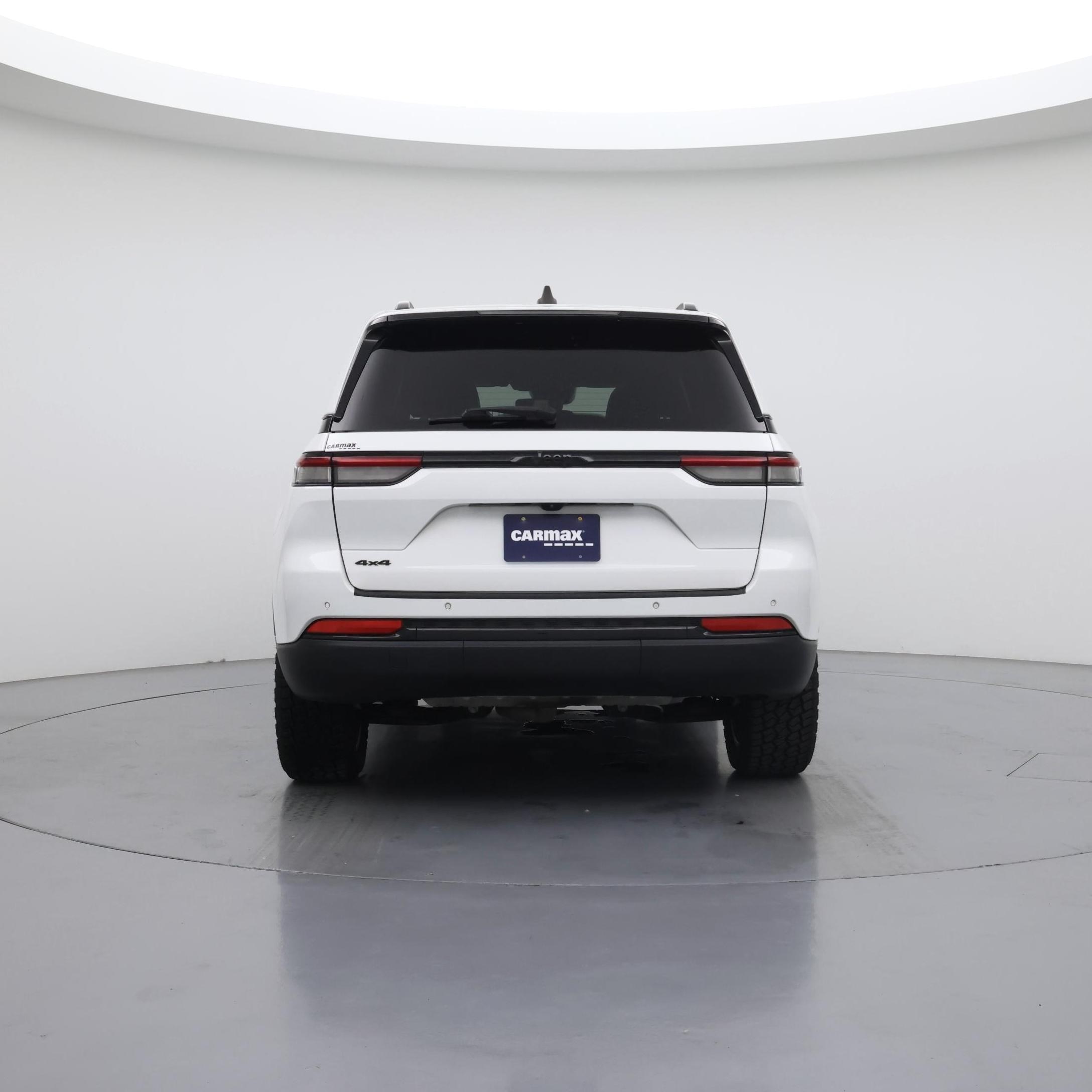 Thumbnail: 2023 Jeep Grand Cherokee - 6