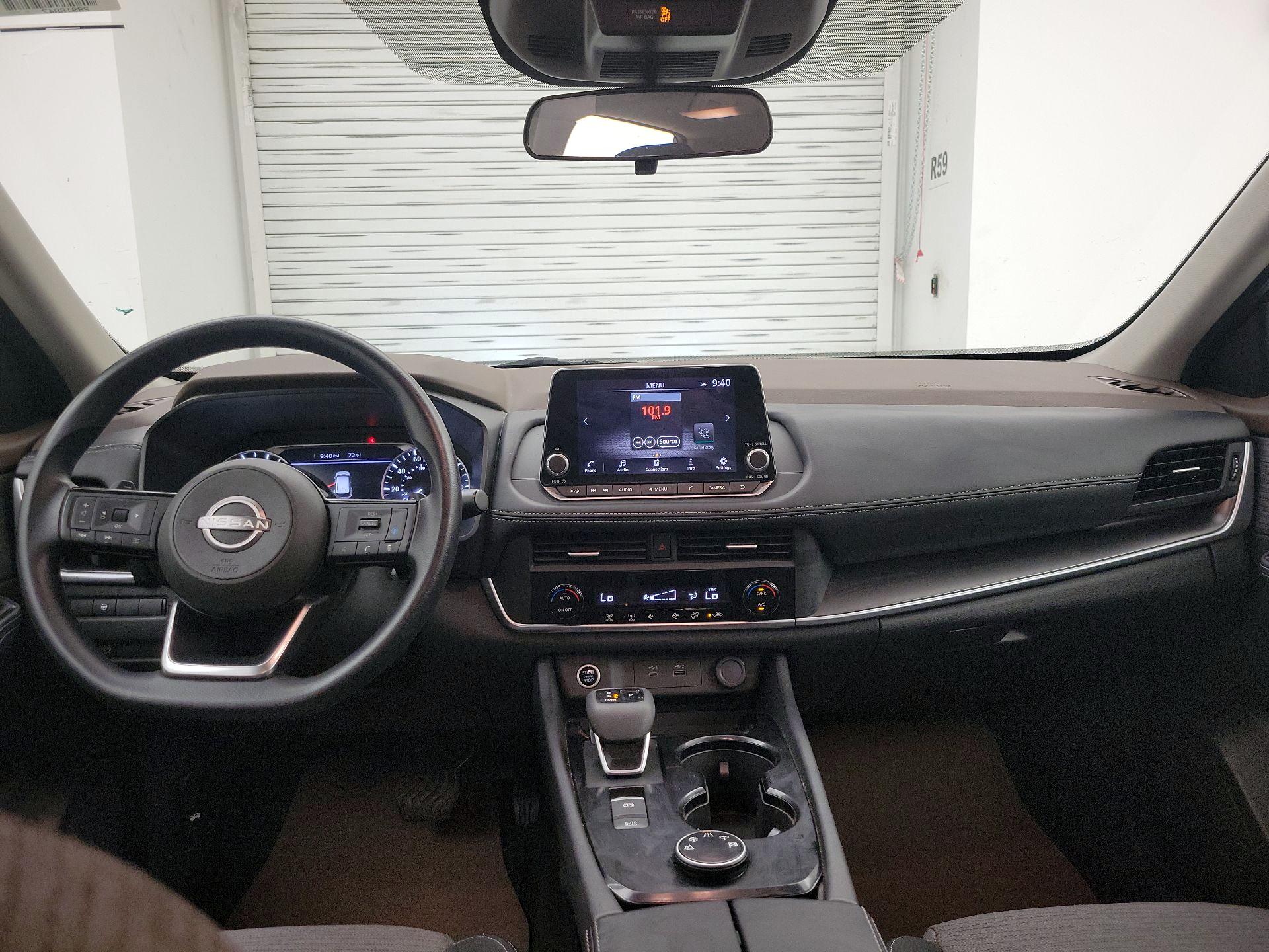 Thumbnail: 2023 Nissan Rogue - 9