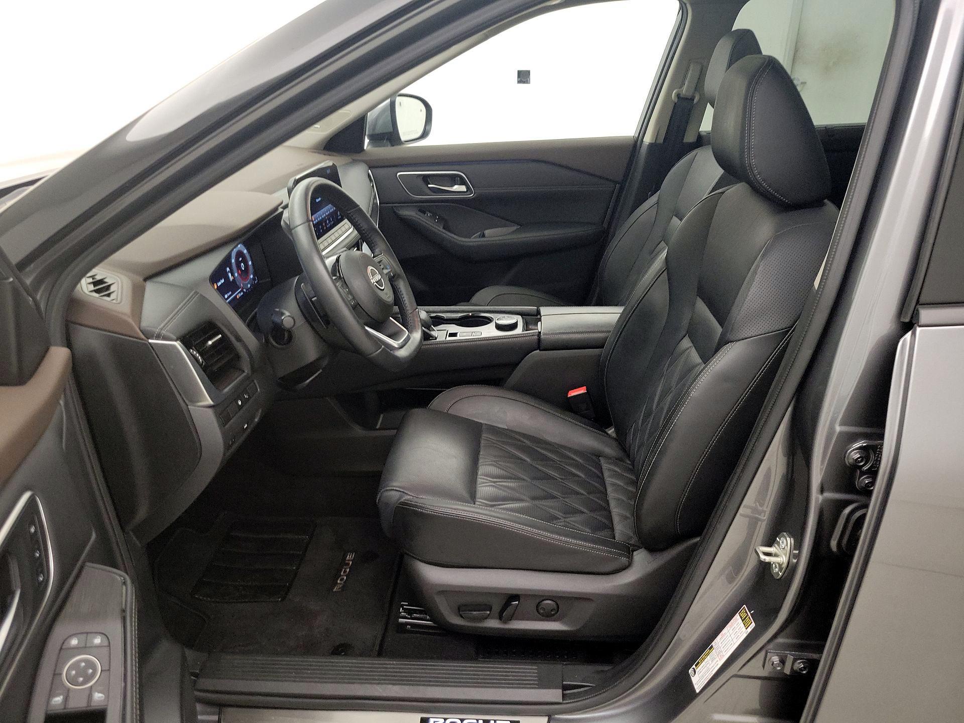 Thumbnail: 2023 Nissan Rogue - 11