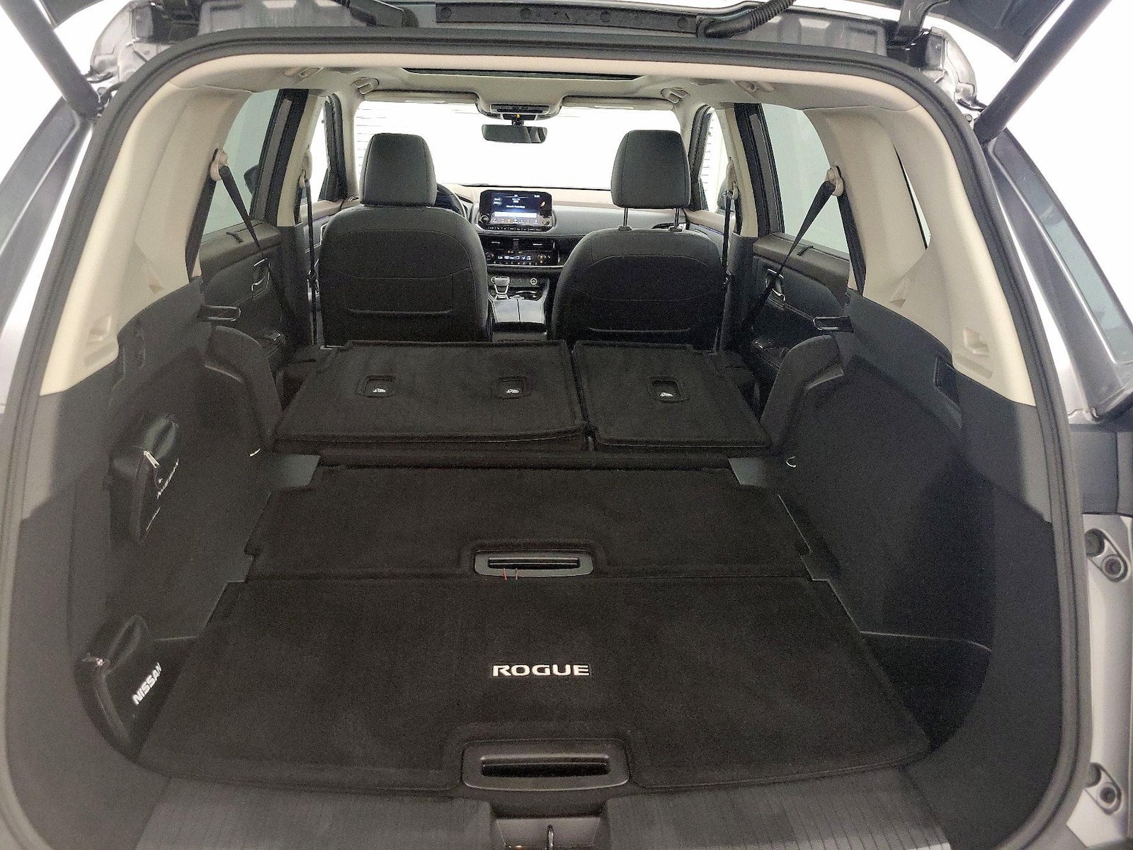 2023 Nissan Rogue Platinum - Photo 23