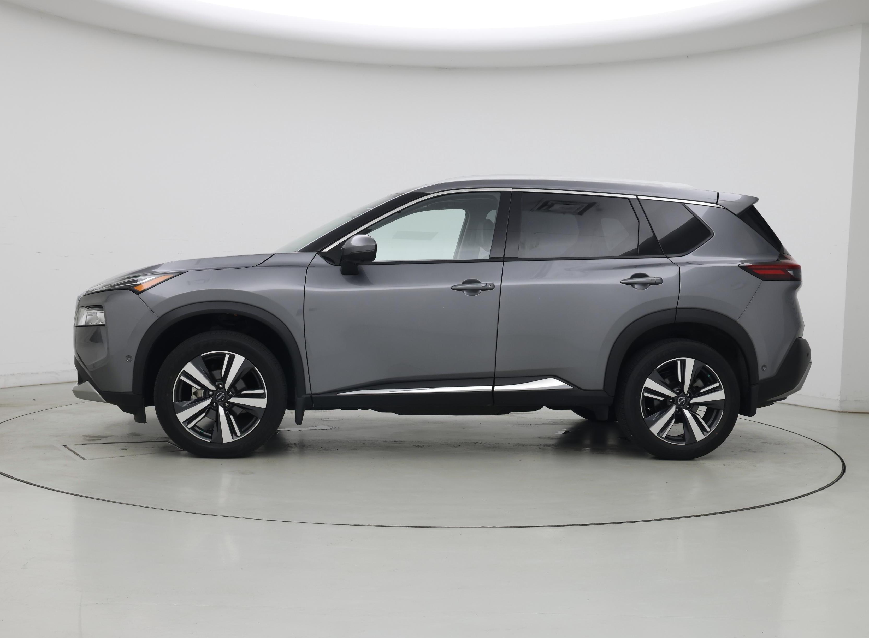 Thumbnail: 2023 Nissan Rogue - 3