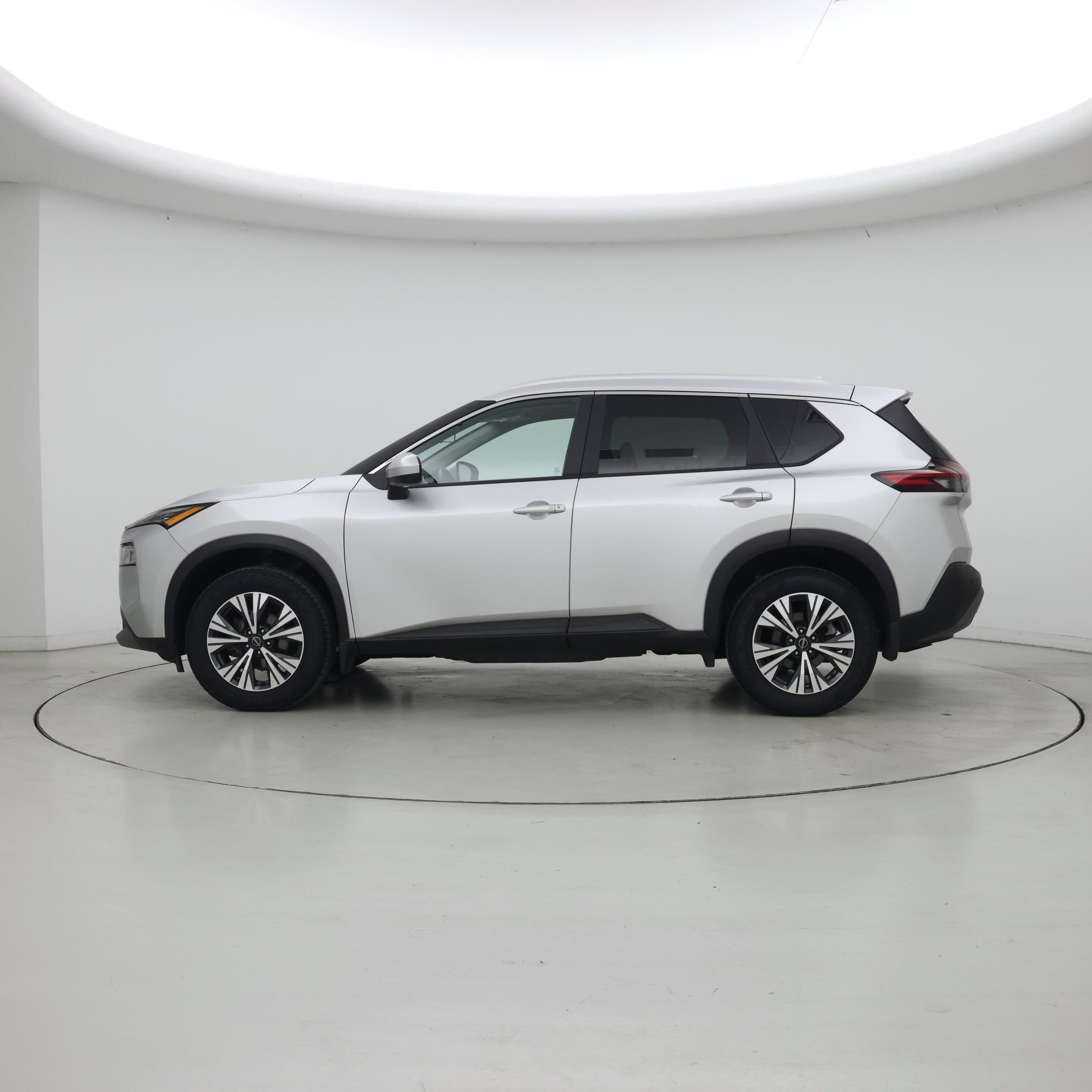 Thumbnail: 2023 Nissan Rogue - 3