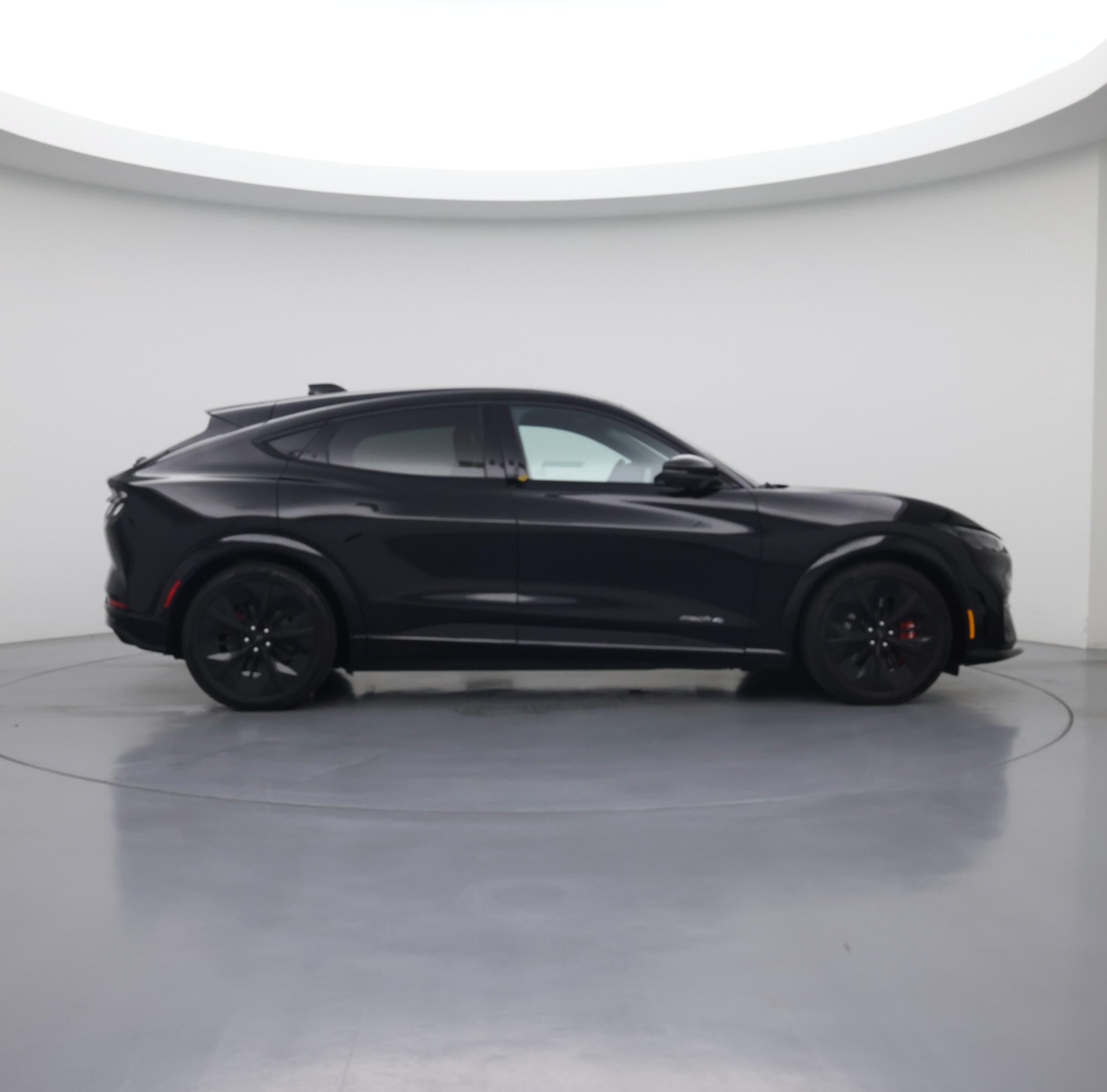 Thumbnail: 2025 Ford Mustang Mach-E - 7