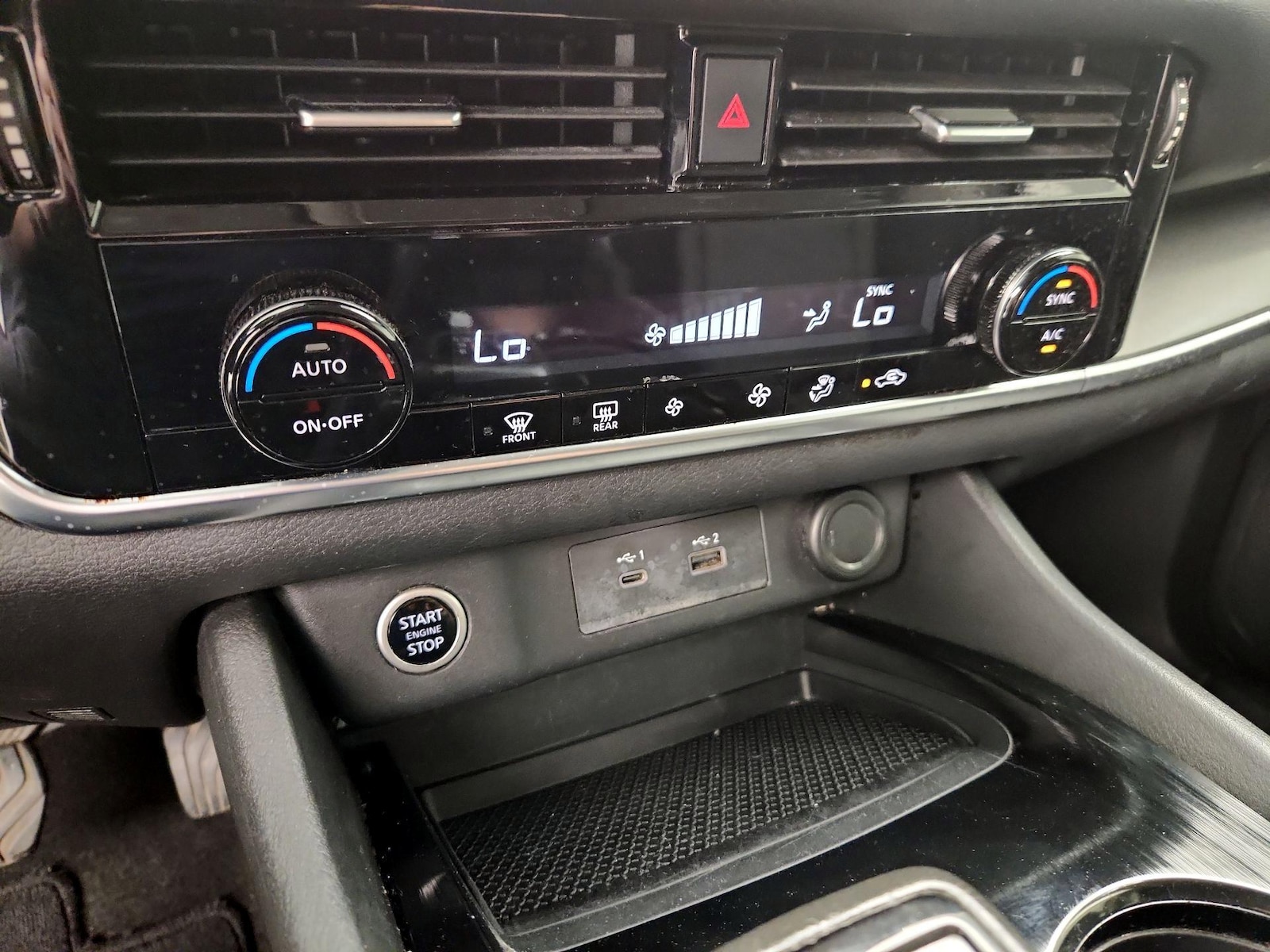 2021 Nissan Rogue SV - Photo 17