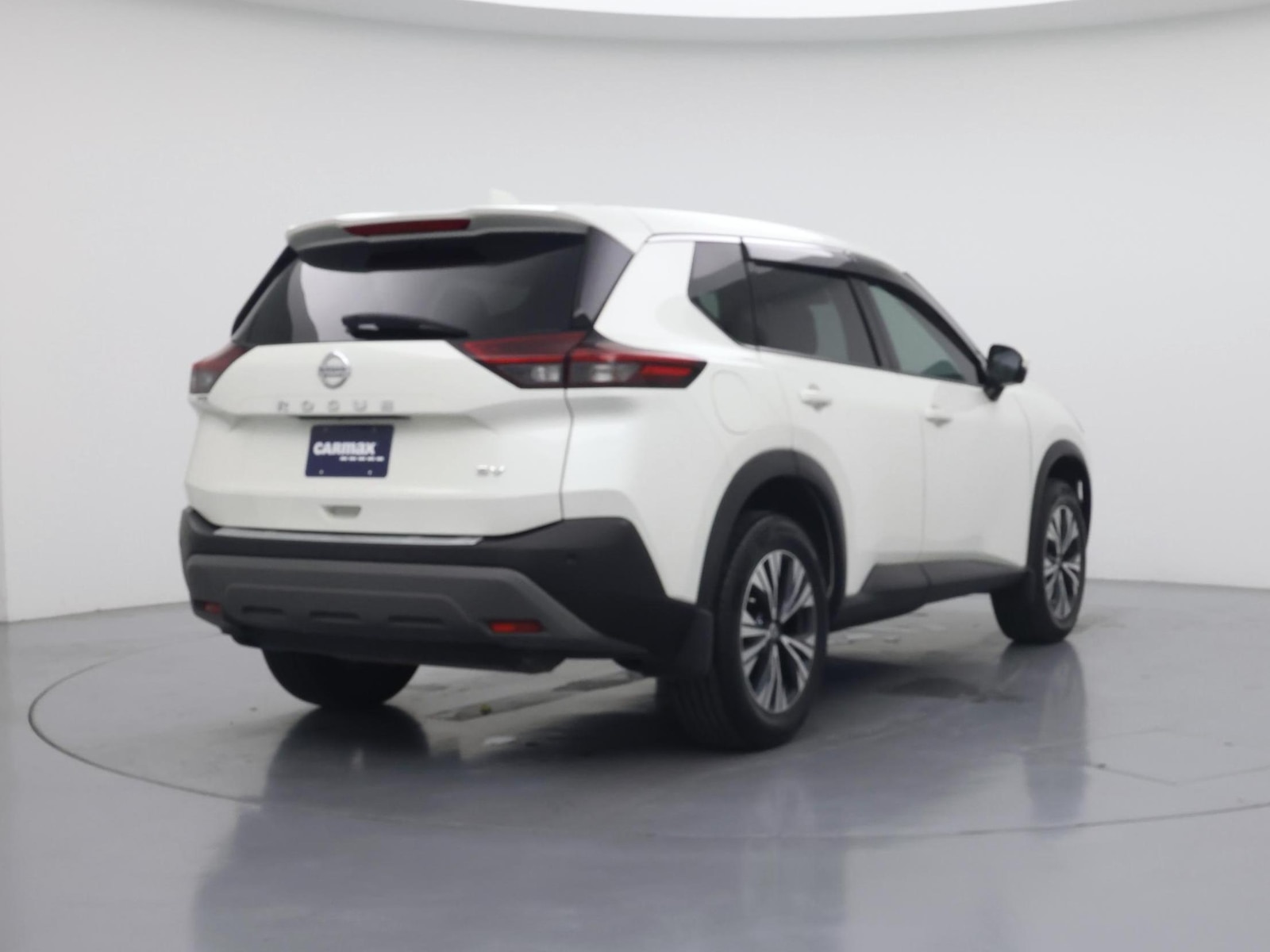 2021 Nissan Rogue SV - Photo 9