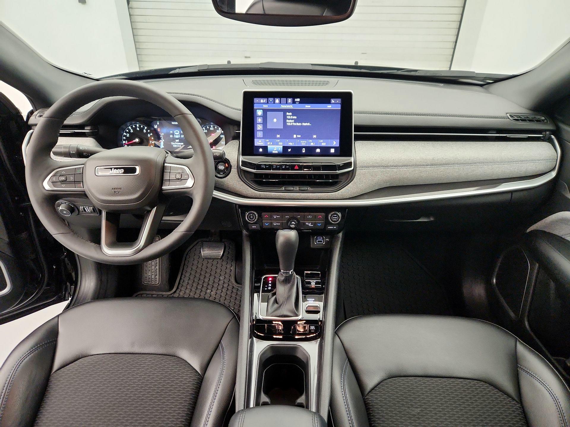 Thumbnail: 2023 Jeep Compass - 9