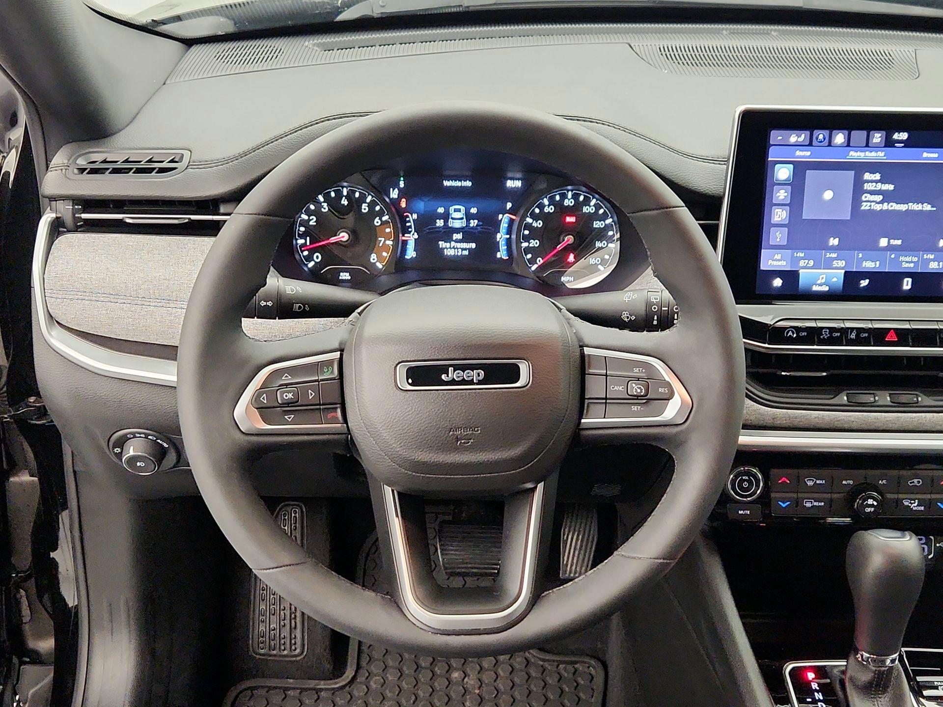 Thumbnail: 2023 Jeep Compass - 10