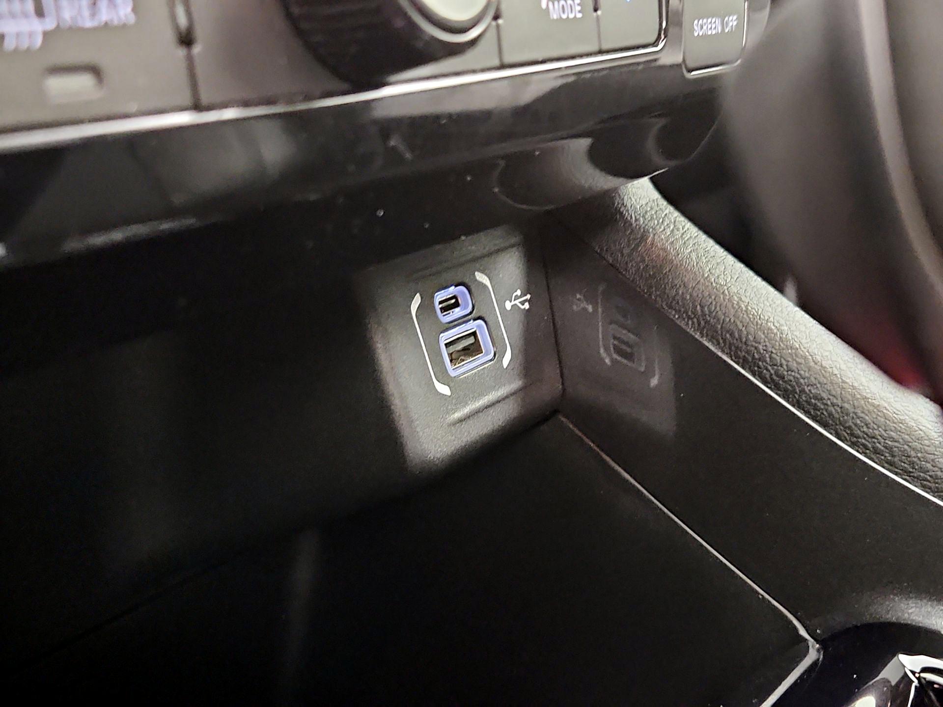 Thumbnail: 2023 Jeep Compass - 18