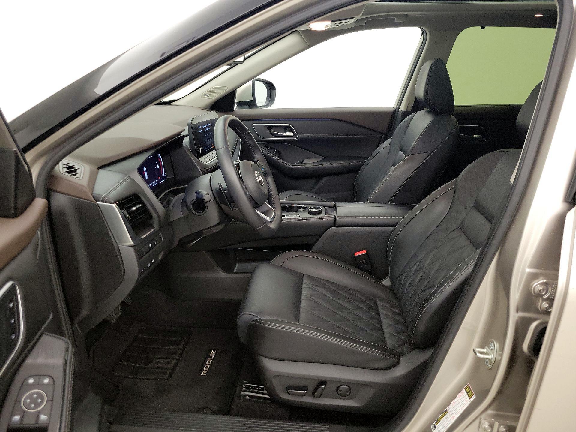 Thumbnail: 2023 Nissan Rogue - 11